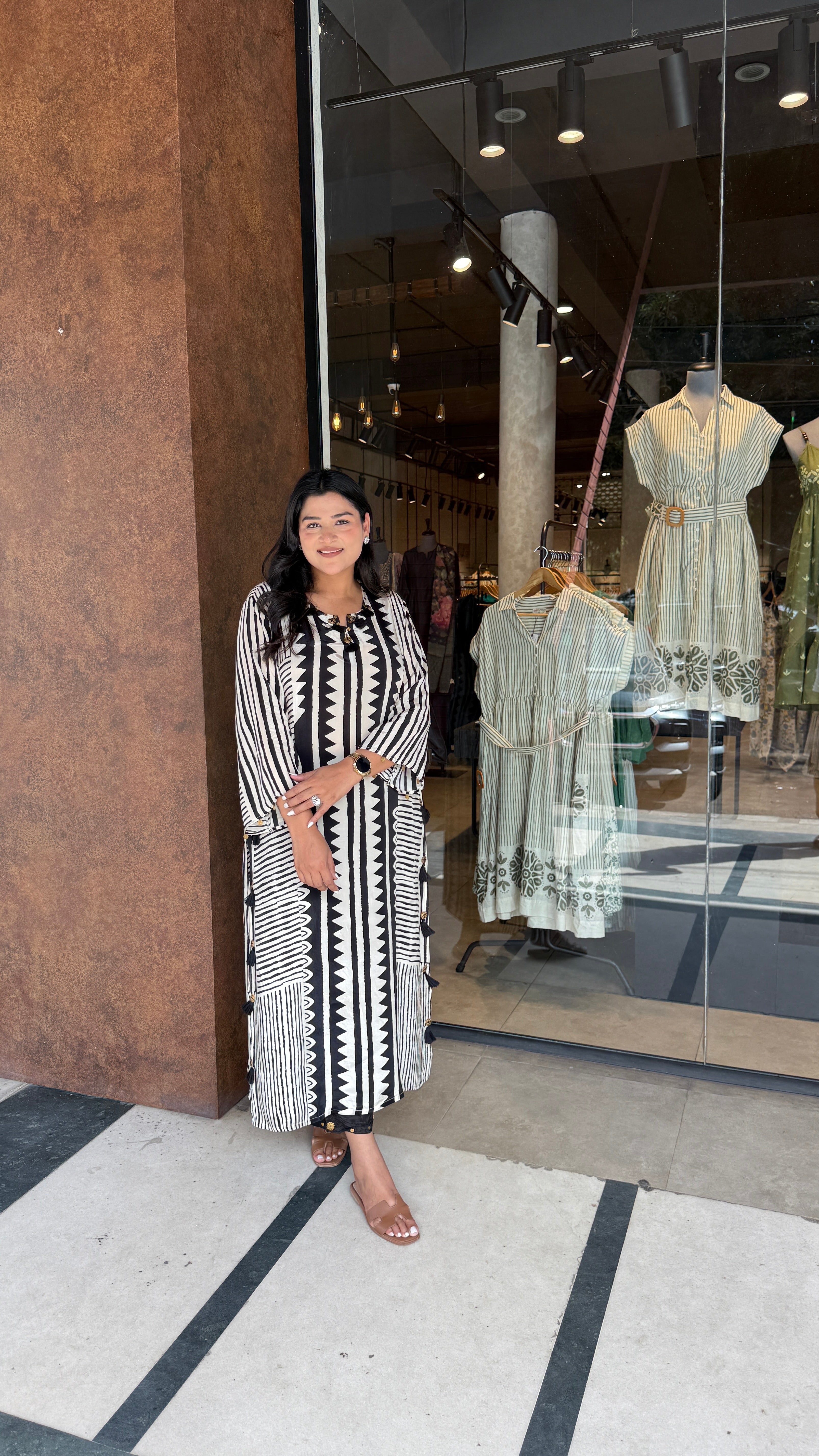 Black Cone Crepe Kurta Pants