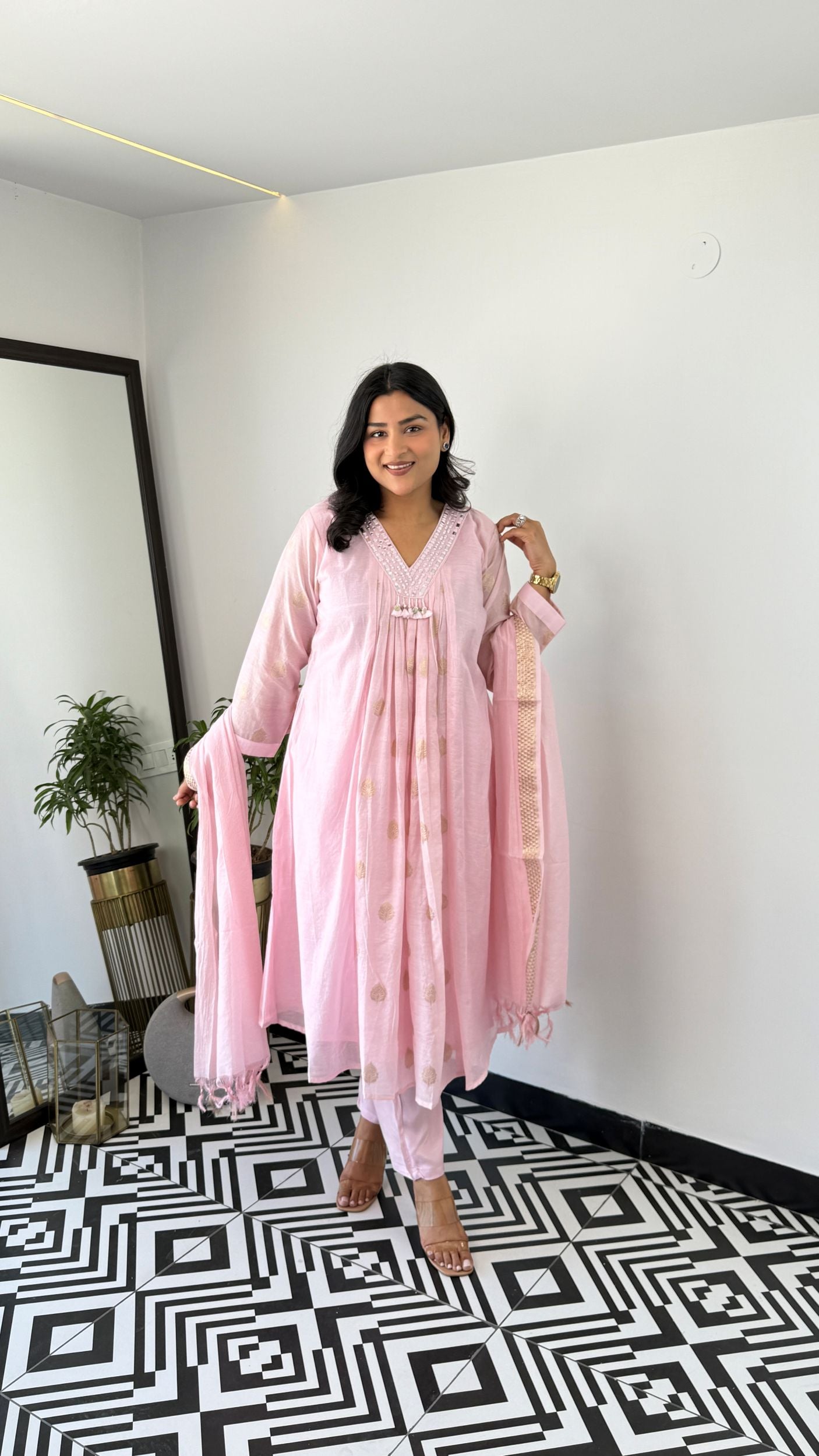 Aasma Pink Suit Set