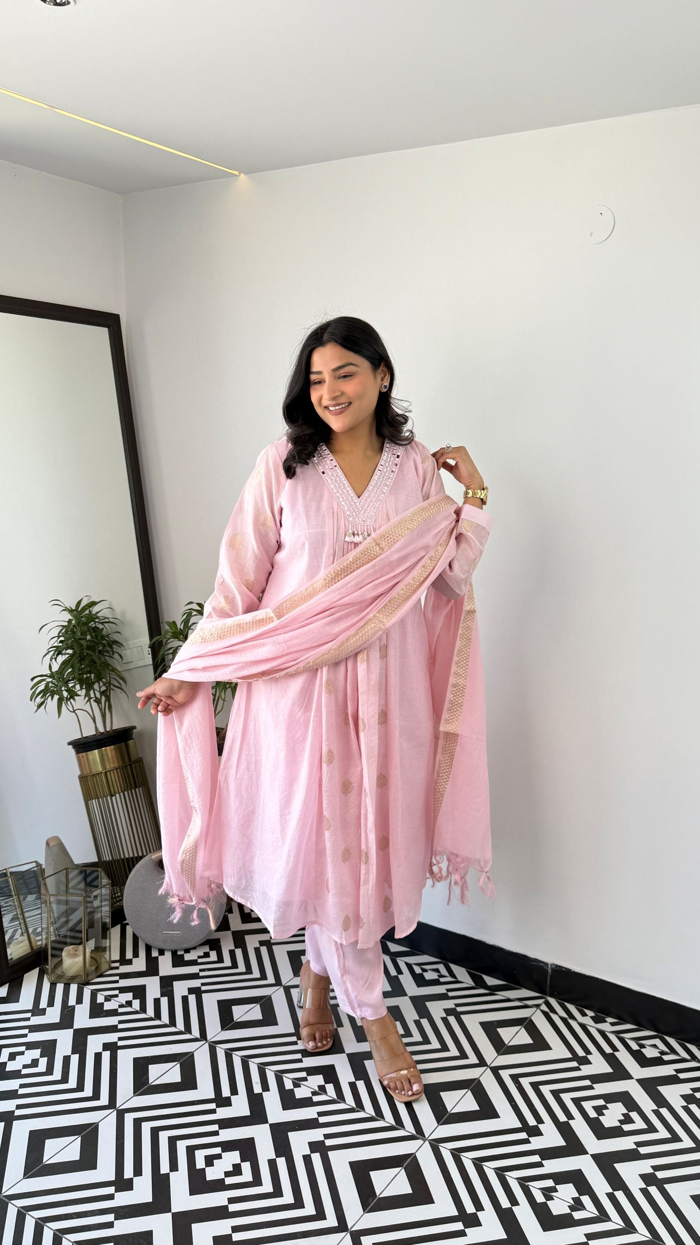 Aasma Pink Suit Set