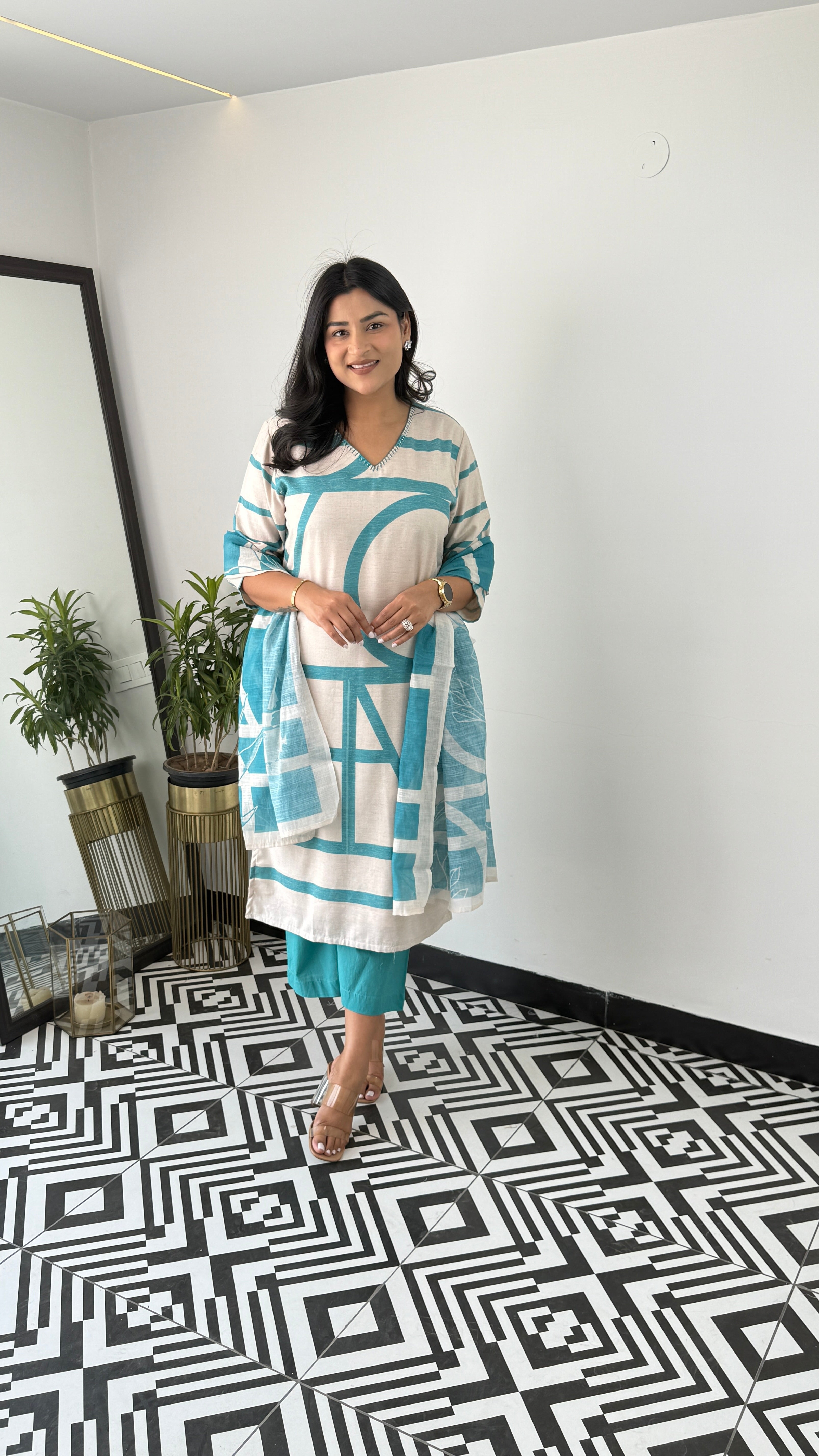 ⁠Textile Turquoise Geometric Suit Set 