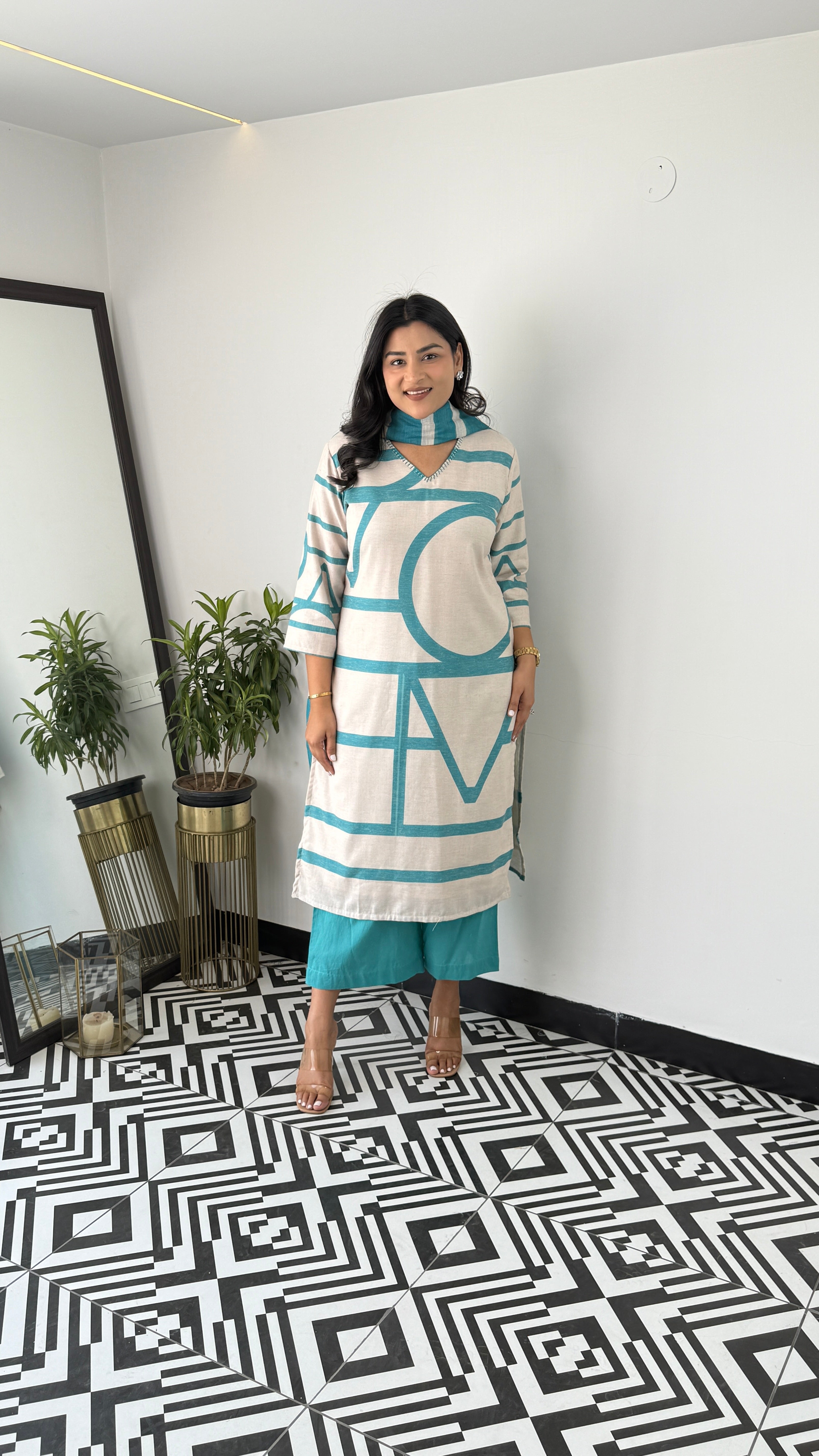 ⁠Textile Turquoise Geometric Suit Set 
