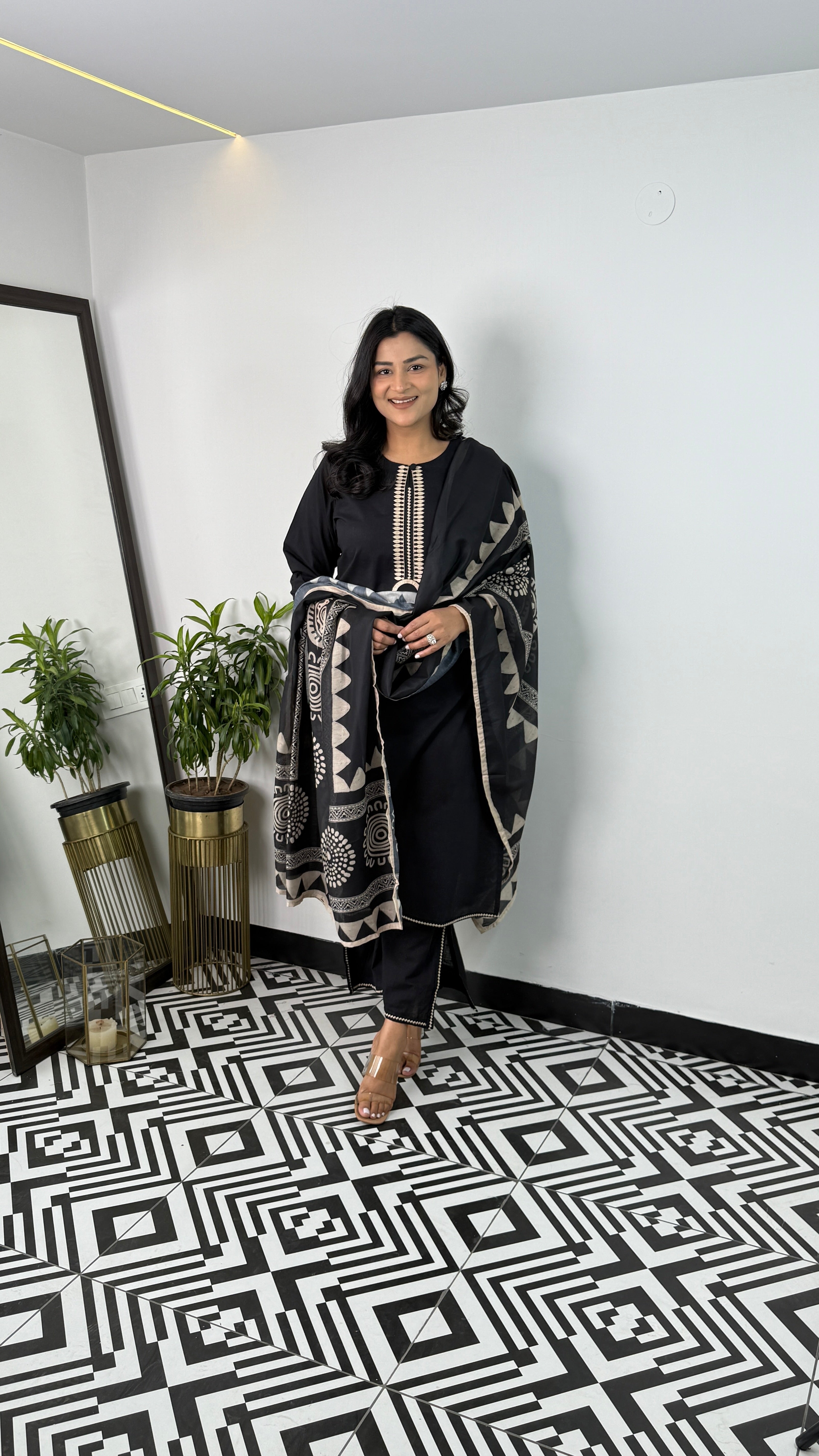 Aarohi Black Suit Set