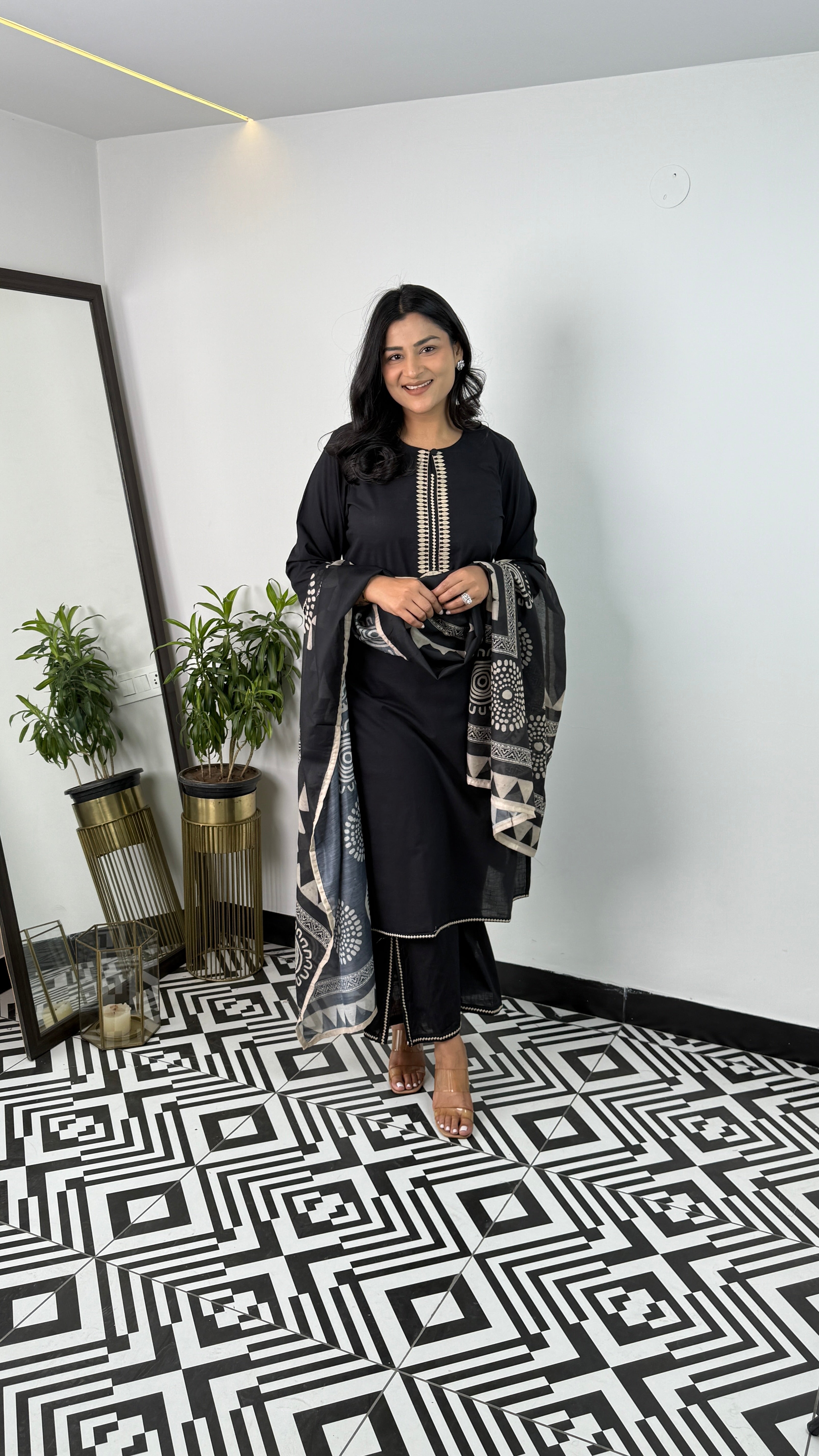 Aarohi Black Suit Set