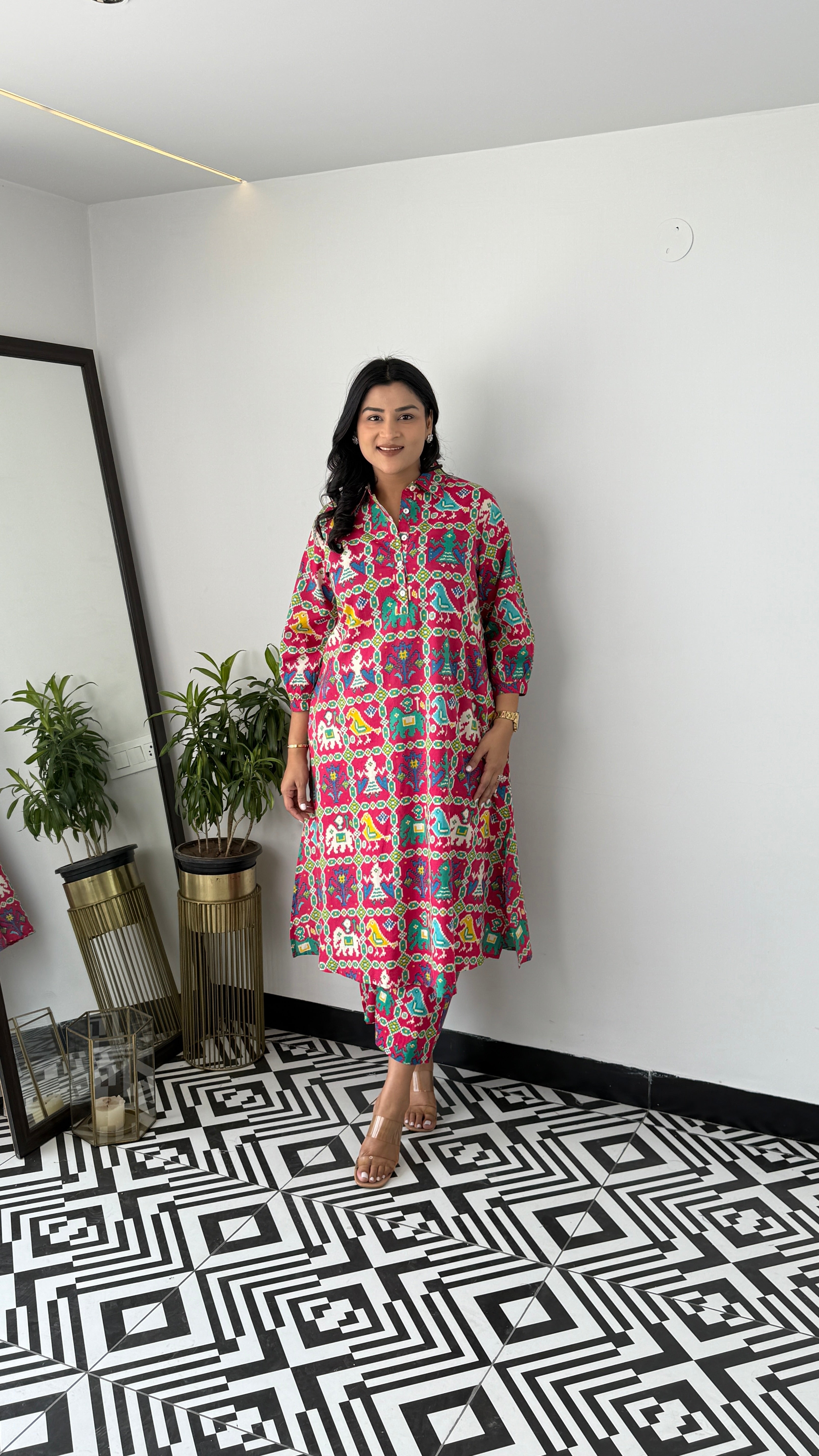 Meher Pink Patola Kurta Pants