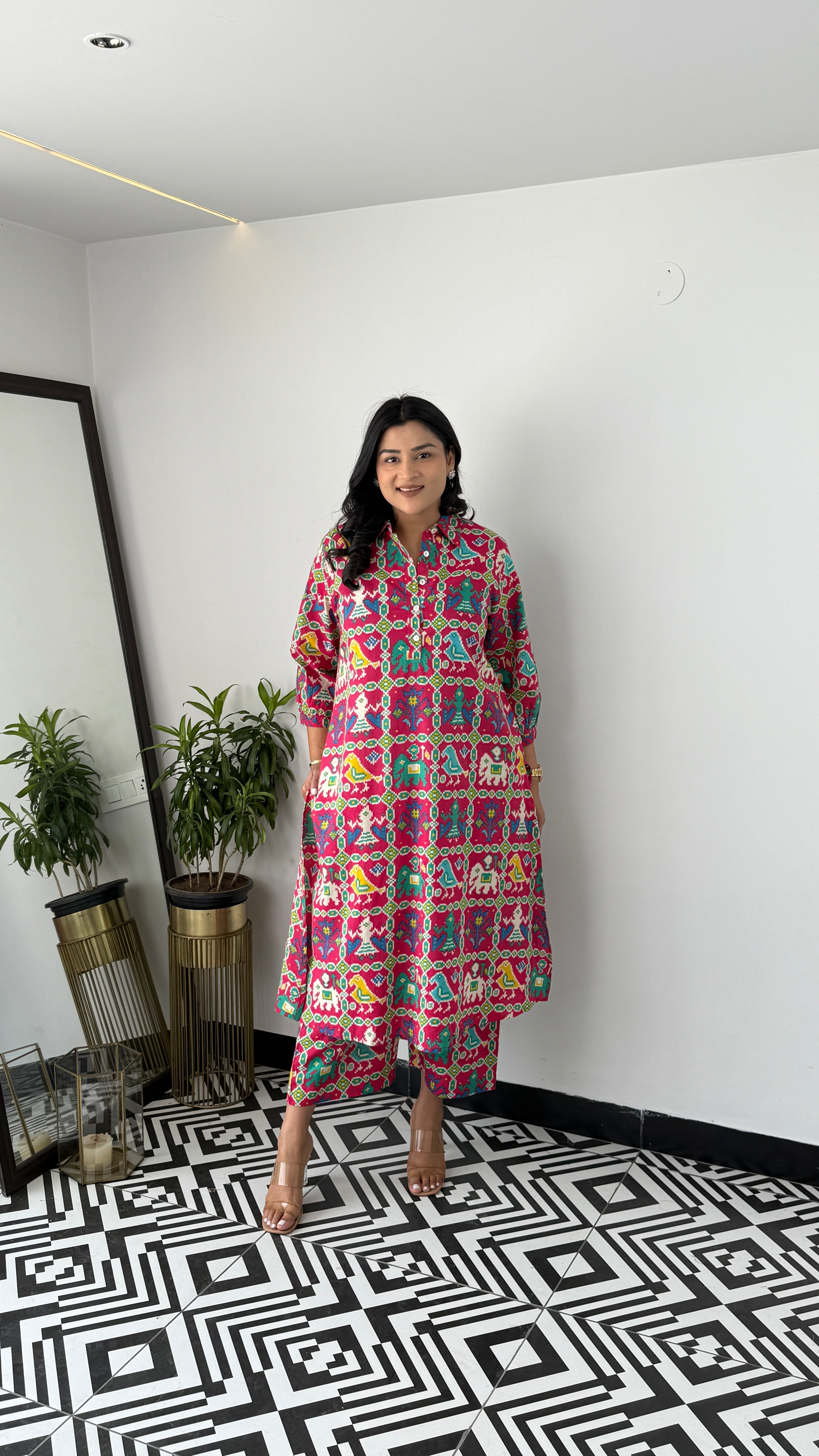 Meher Pink Patola Kurta Pants