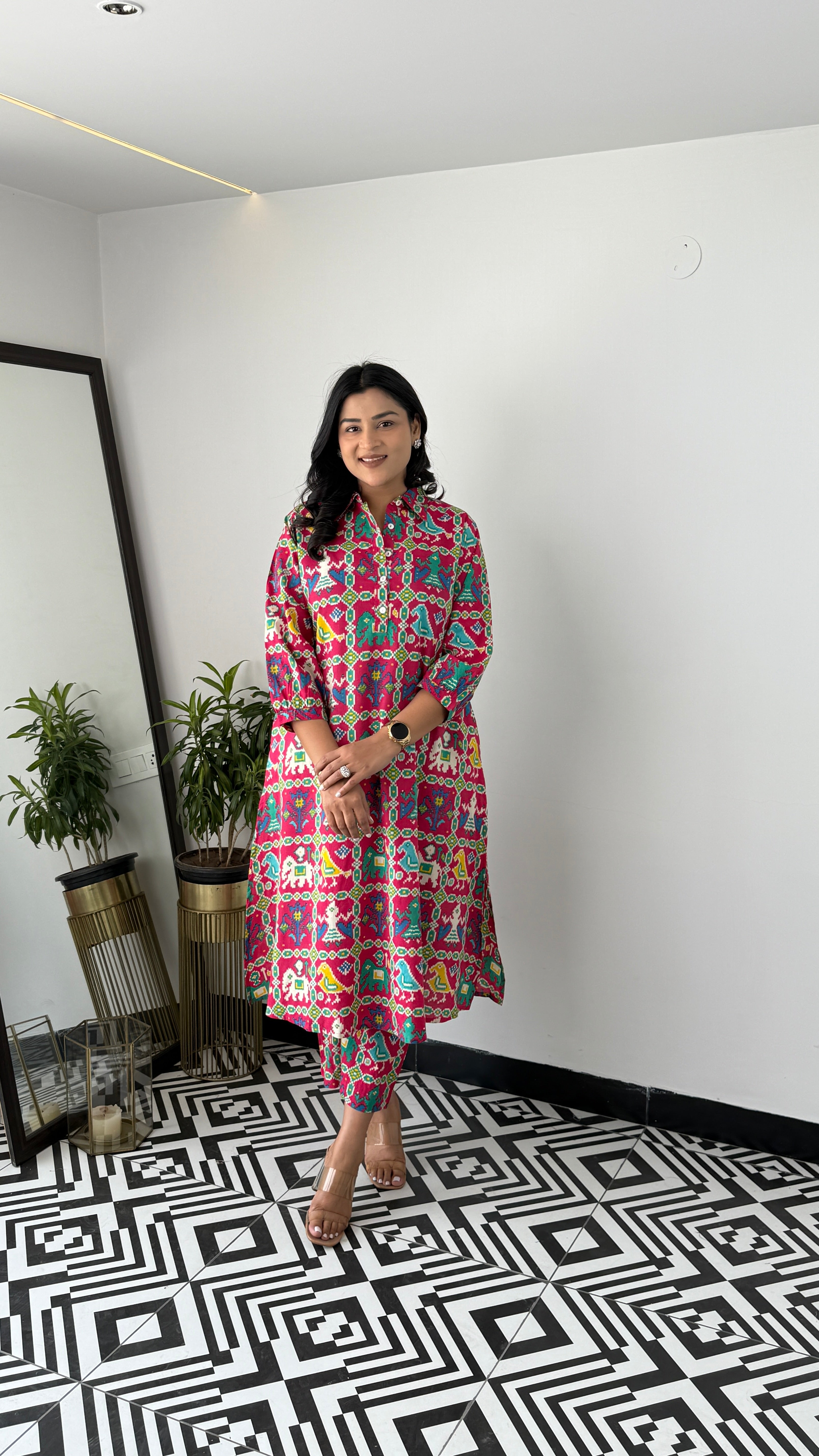 Meher Pink Patola Kurta Pants