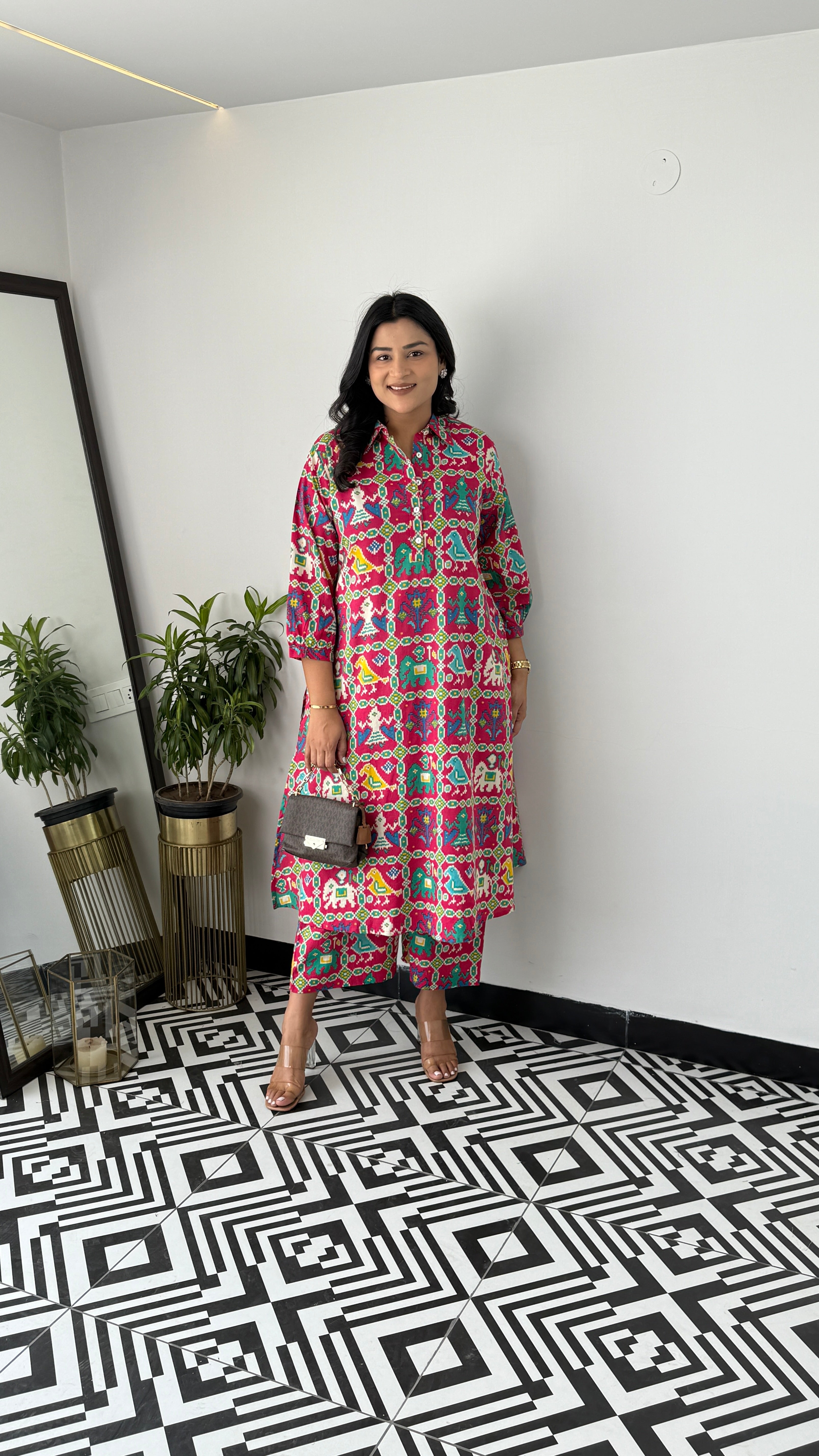 Meher Pink Patola Kurta Pants