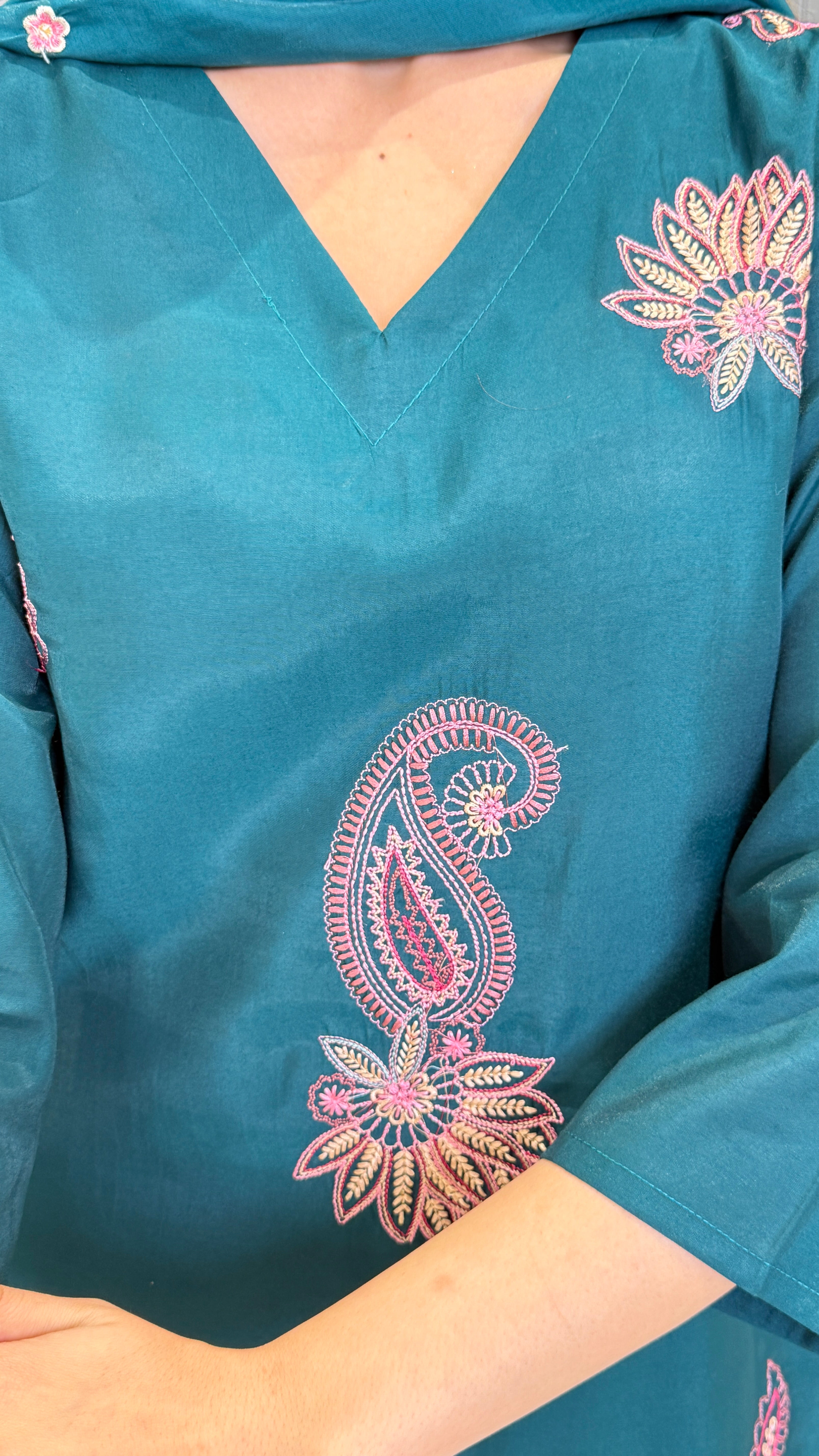 Ambi Threadwork Teal Suit Set