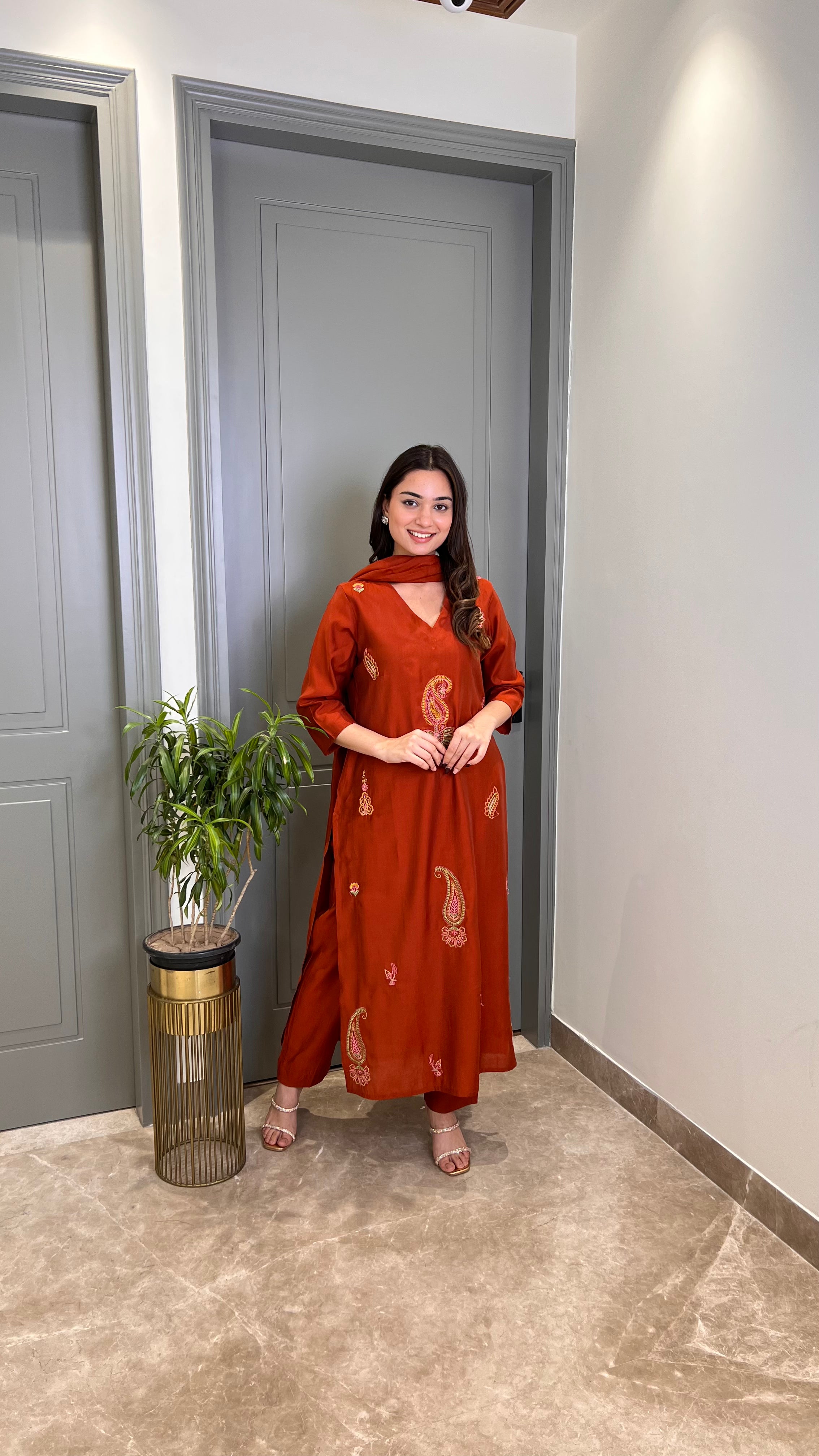 Ambi Threadwork Rust Suit Se