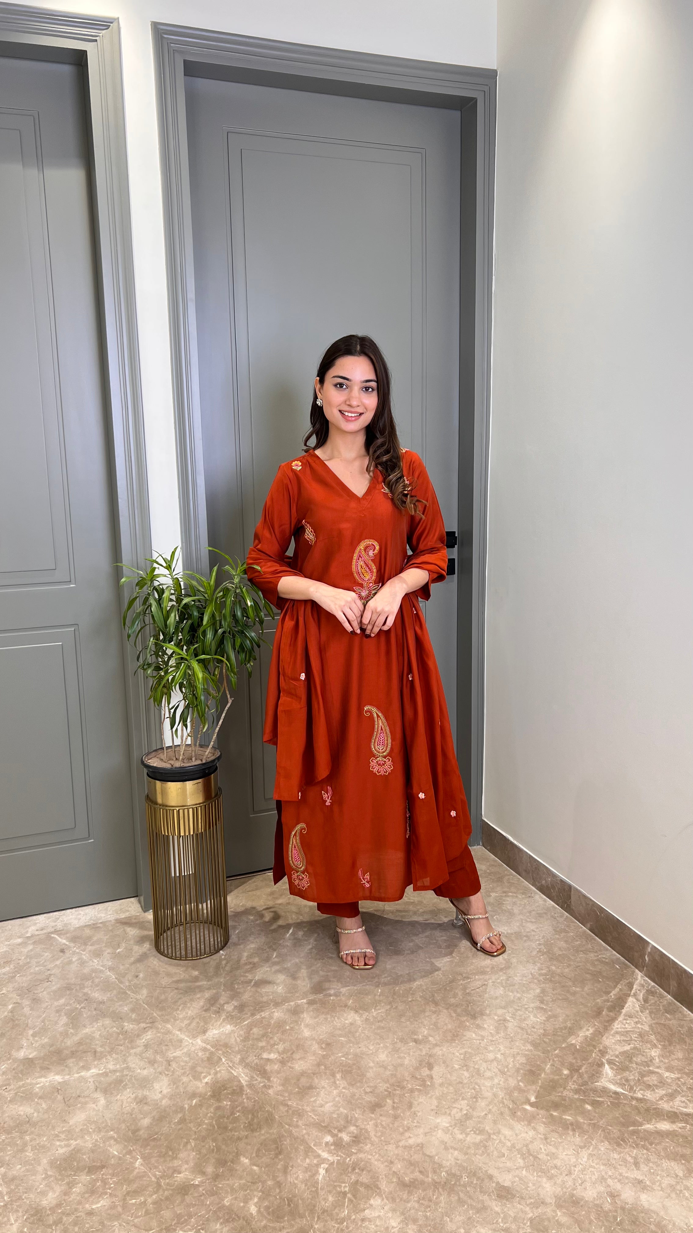 Ambi Threadwork Rust Suit Se