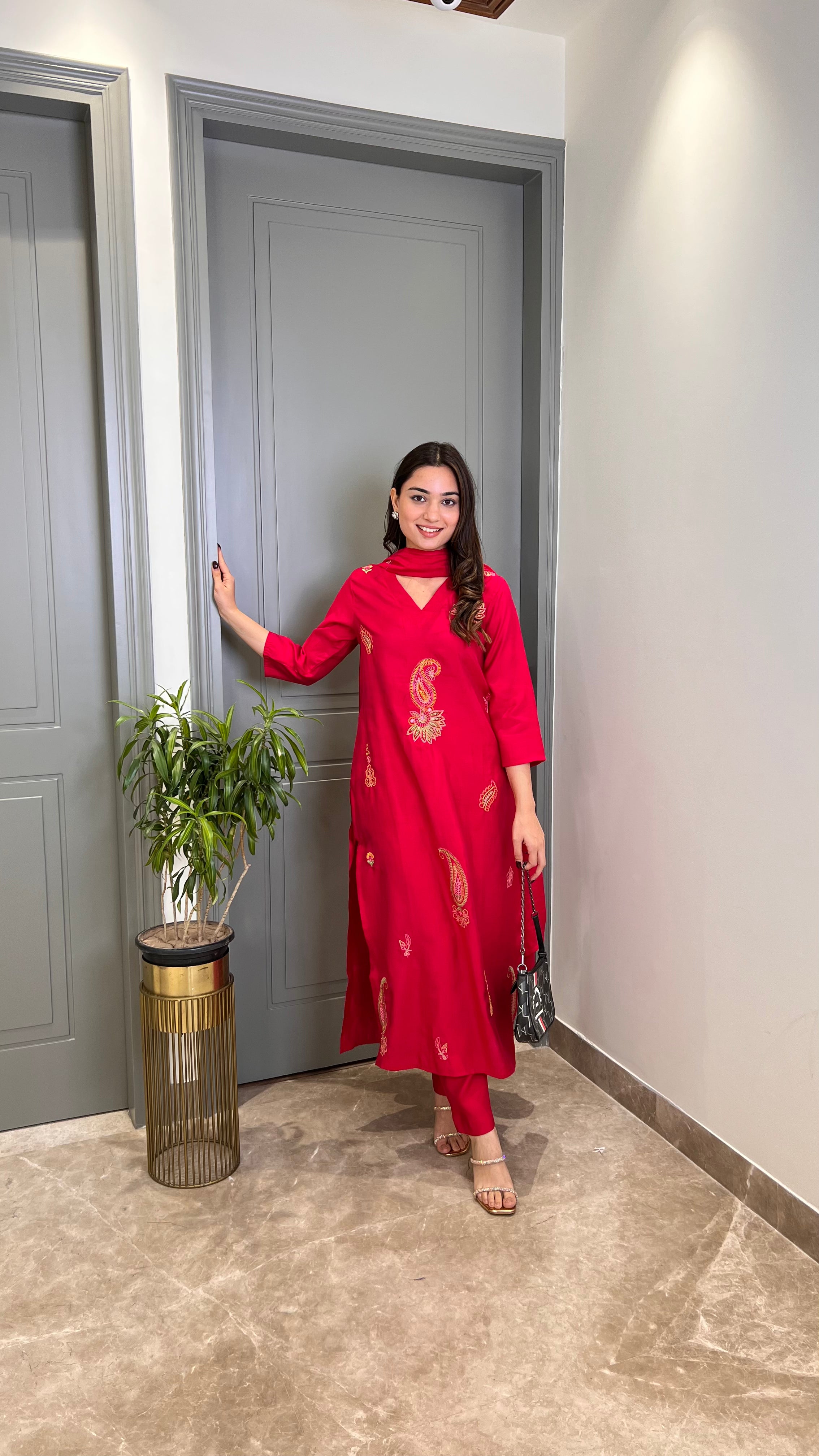 Ambi Threadwork Pink Suit Set