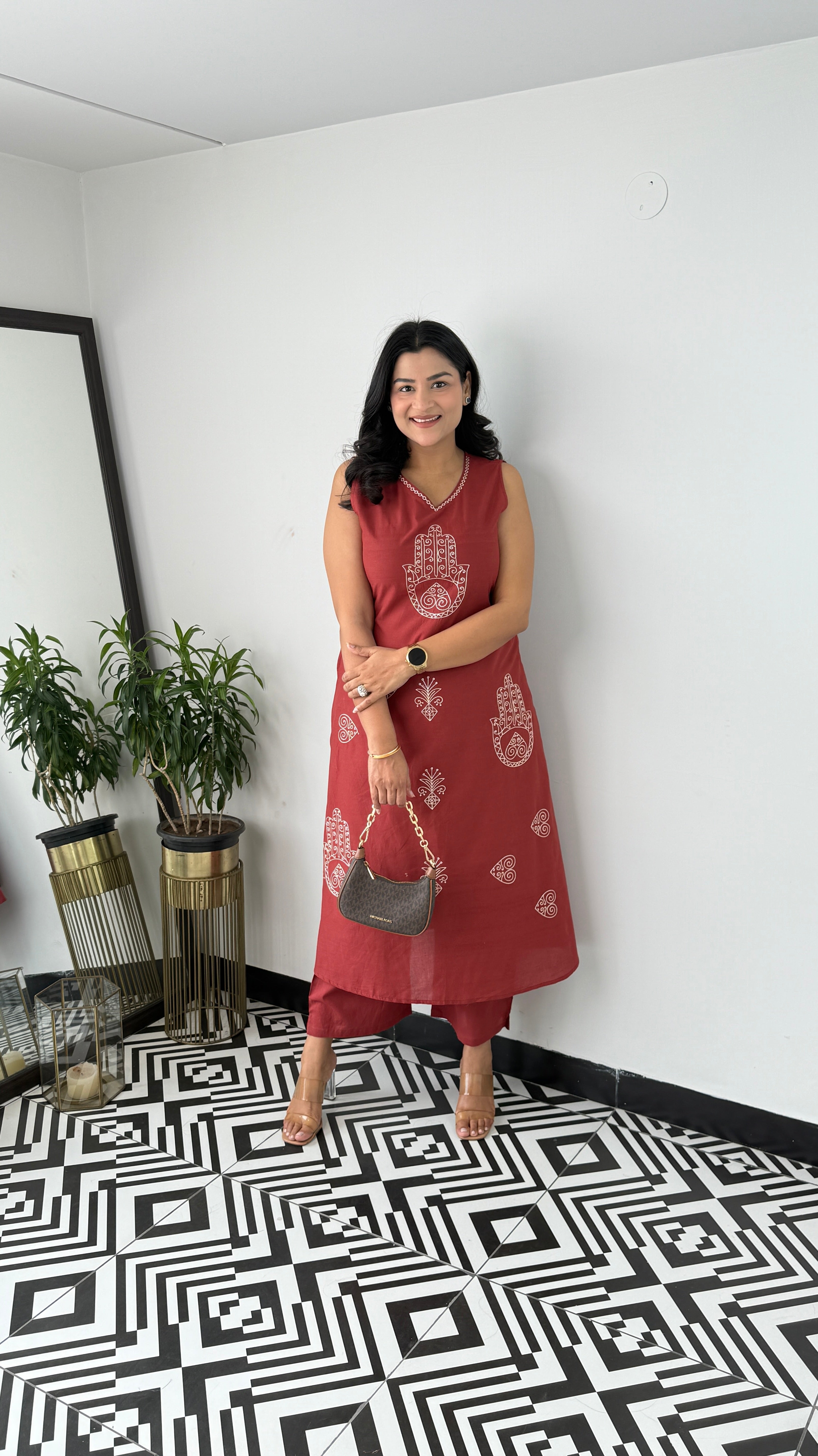 Sleeveless Rust Hand Kurta Pants