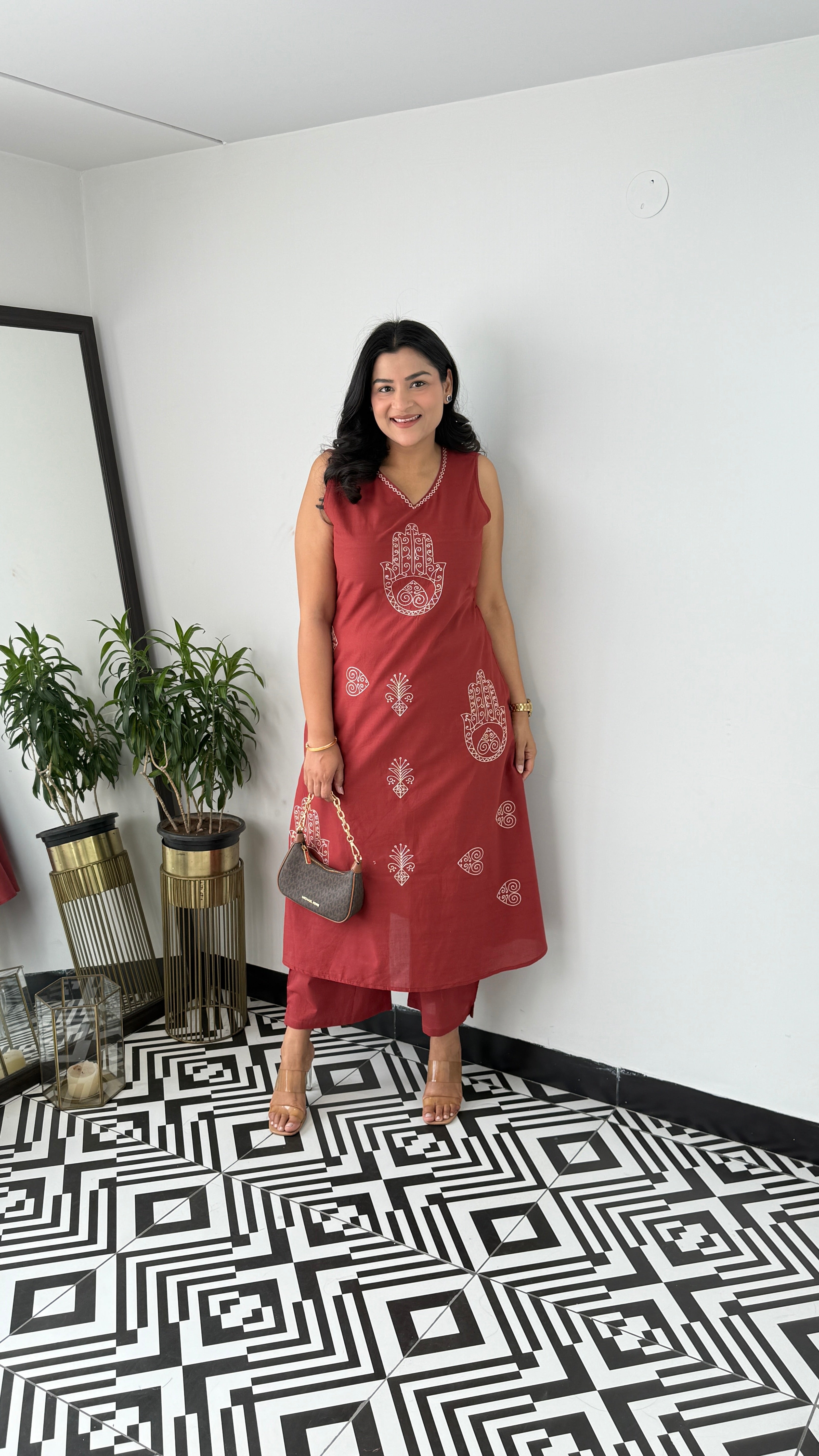 Sleeveless Rust Hand Kurta Pants