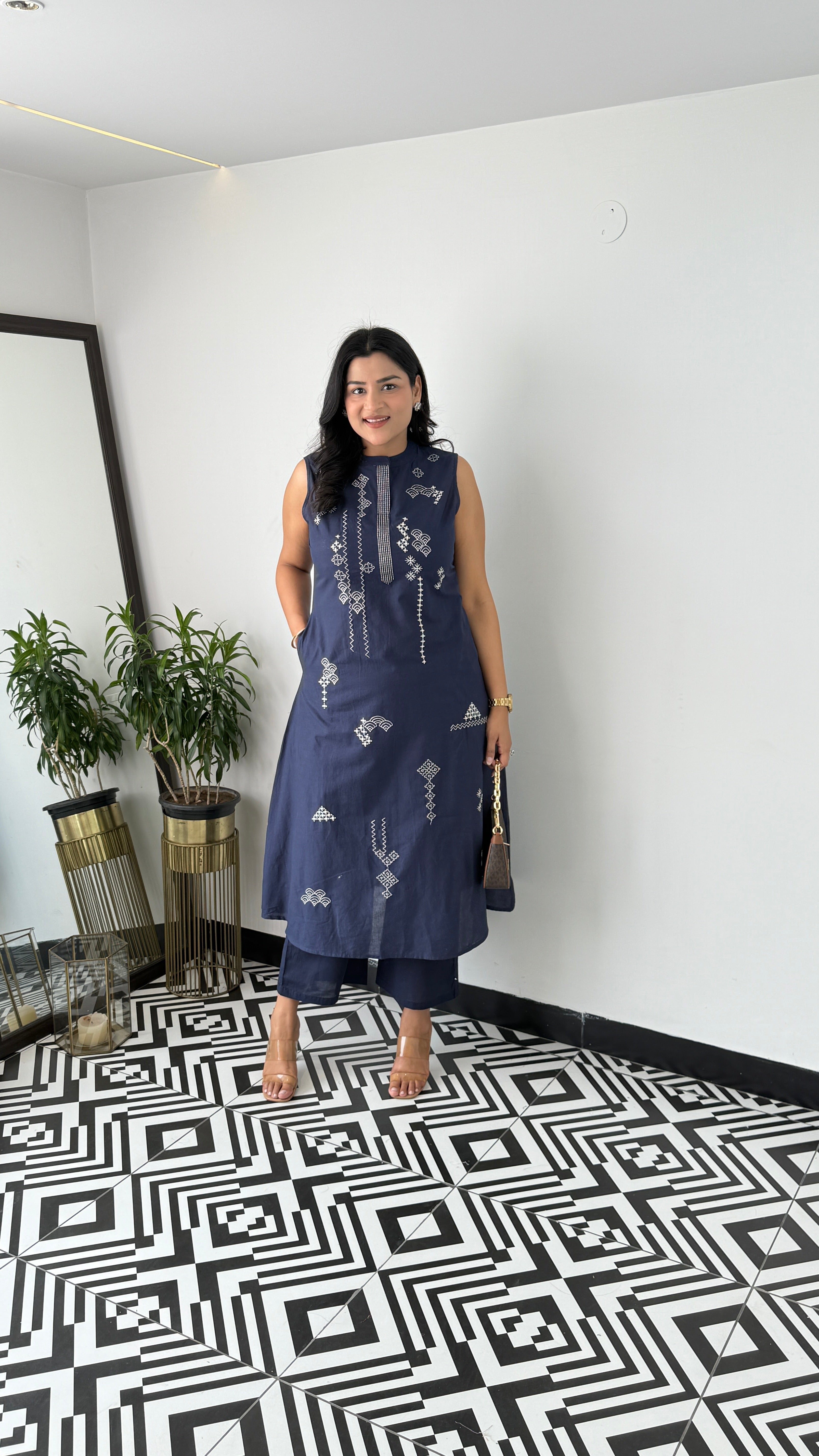 Sleeveless Navy Wifi Kurta Pants