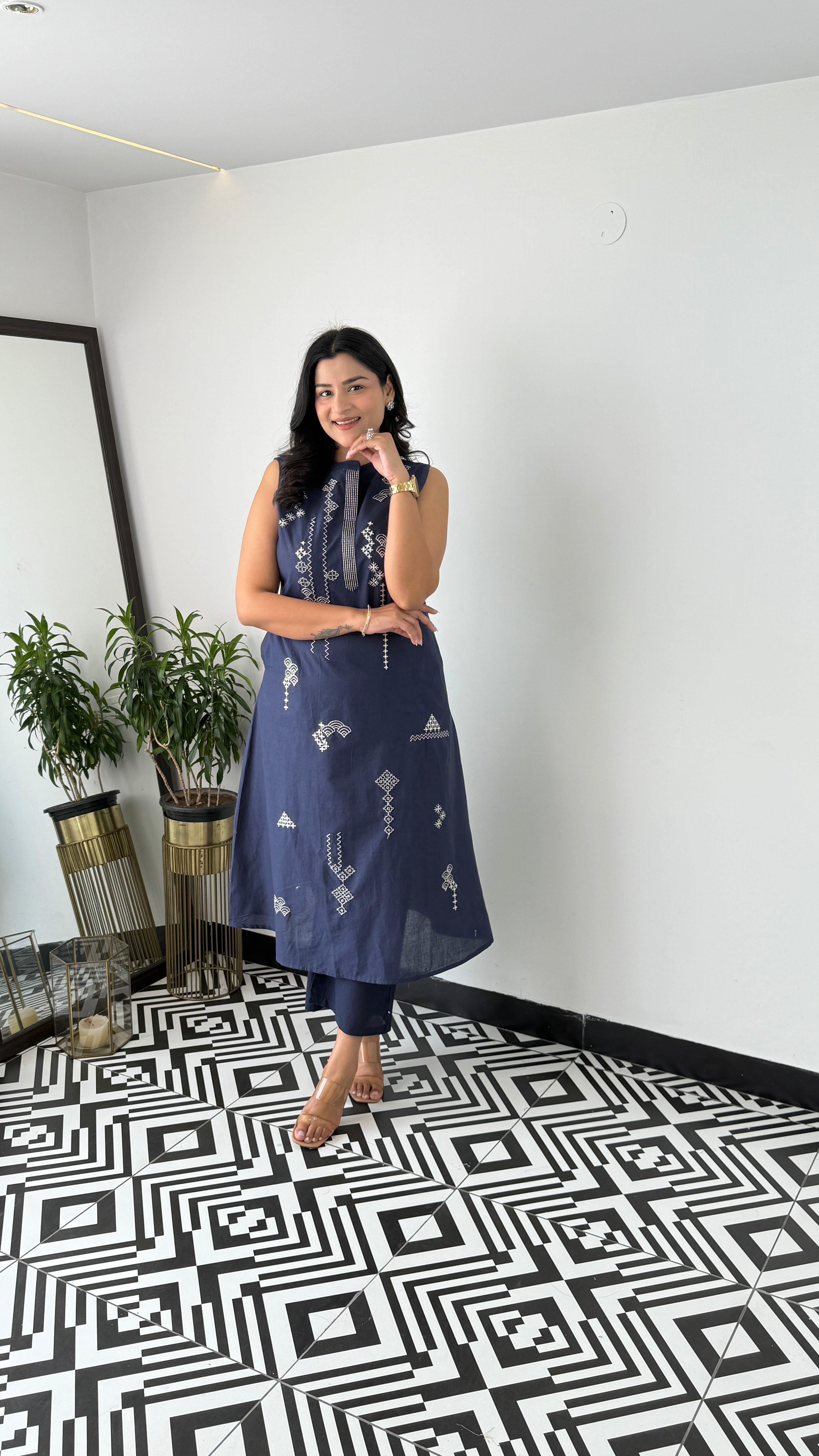 Sleeveless Navy Wifi Kurta Pants