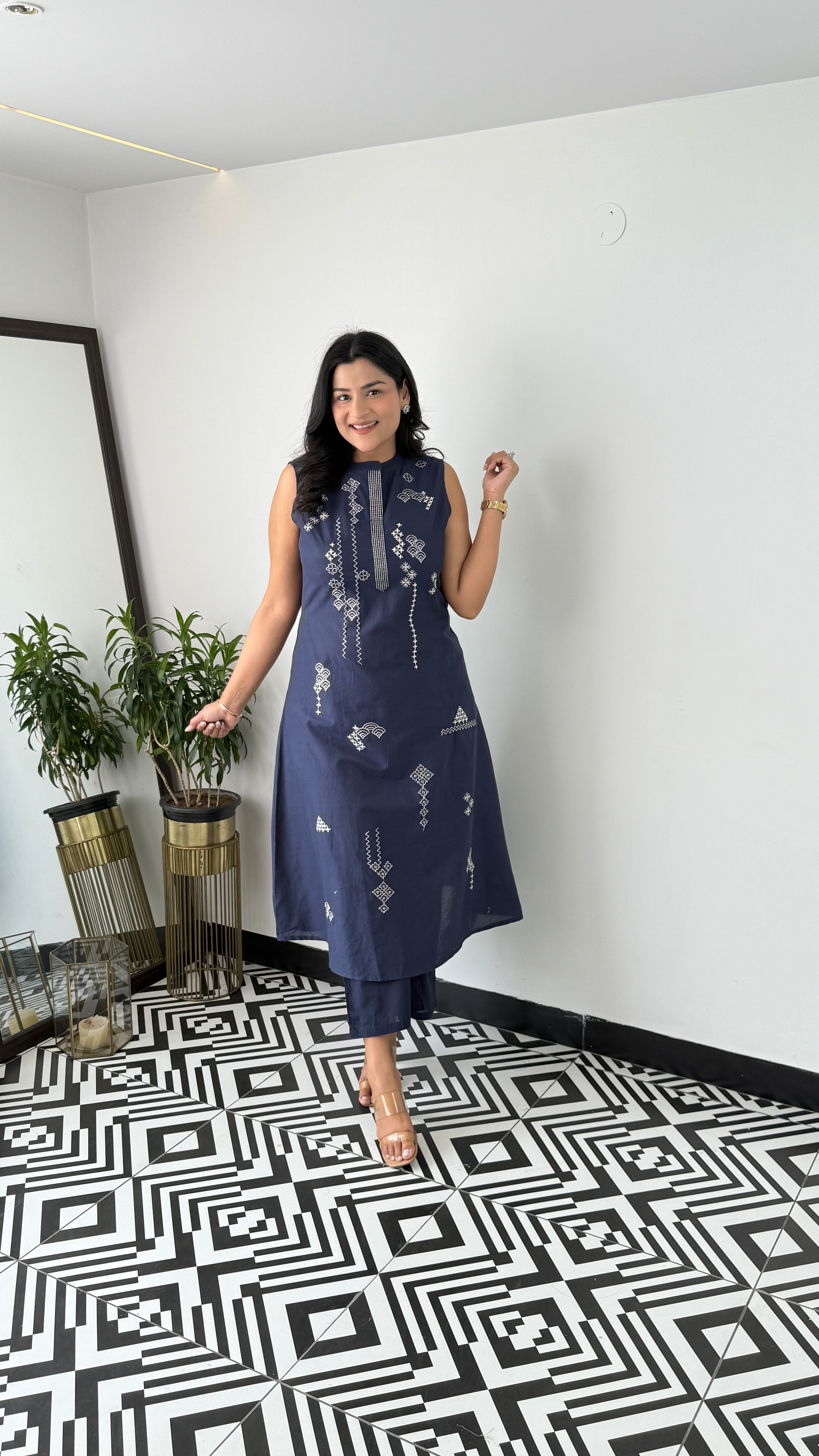 Sleeveless Navy Wifi Kurta Pants