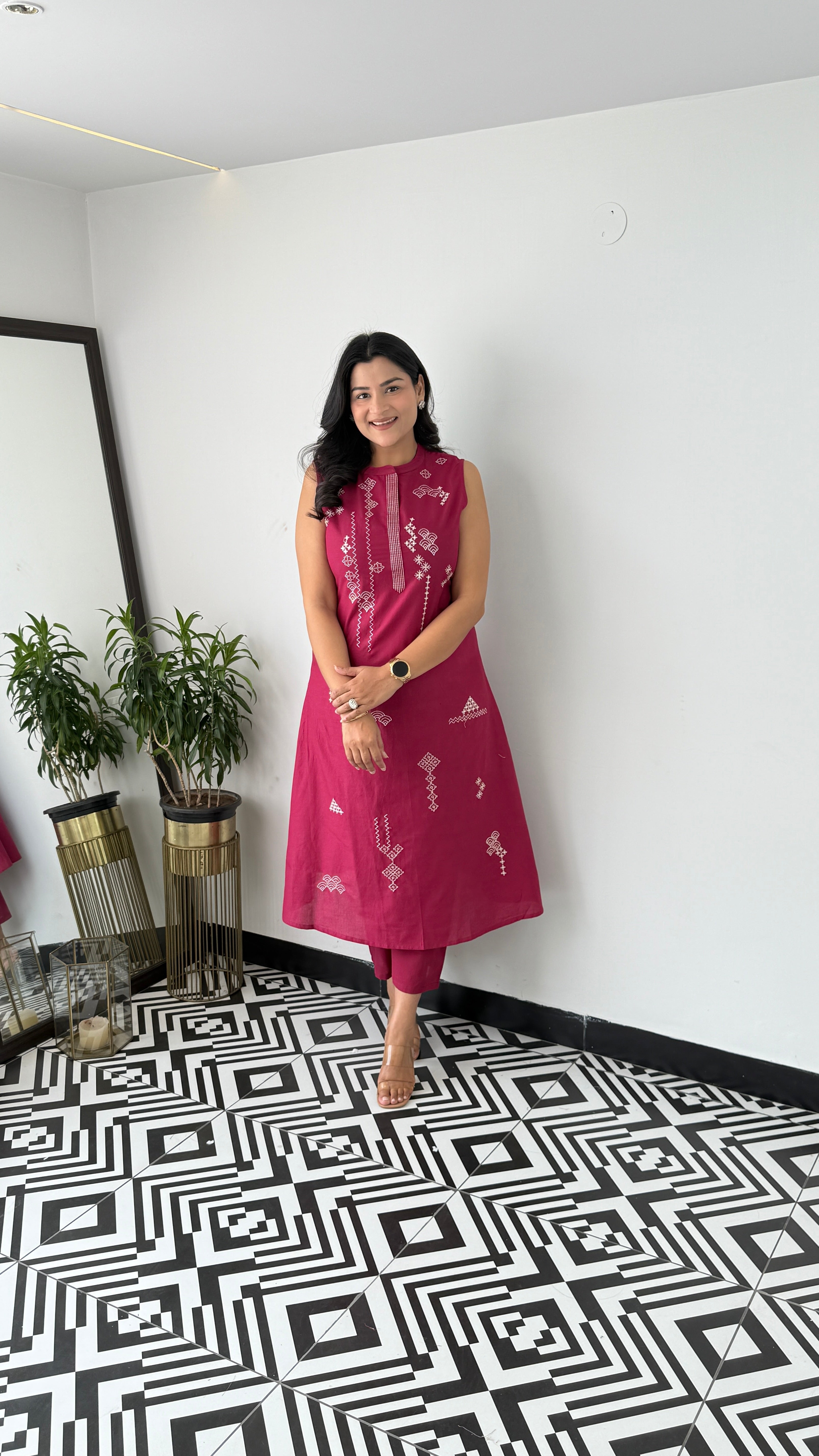 Sleeveless Pink Wifi Kurta Pants