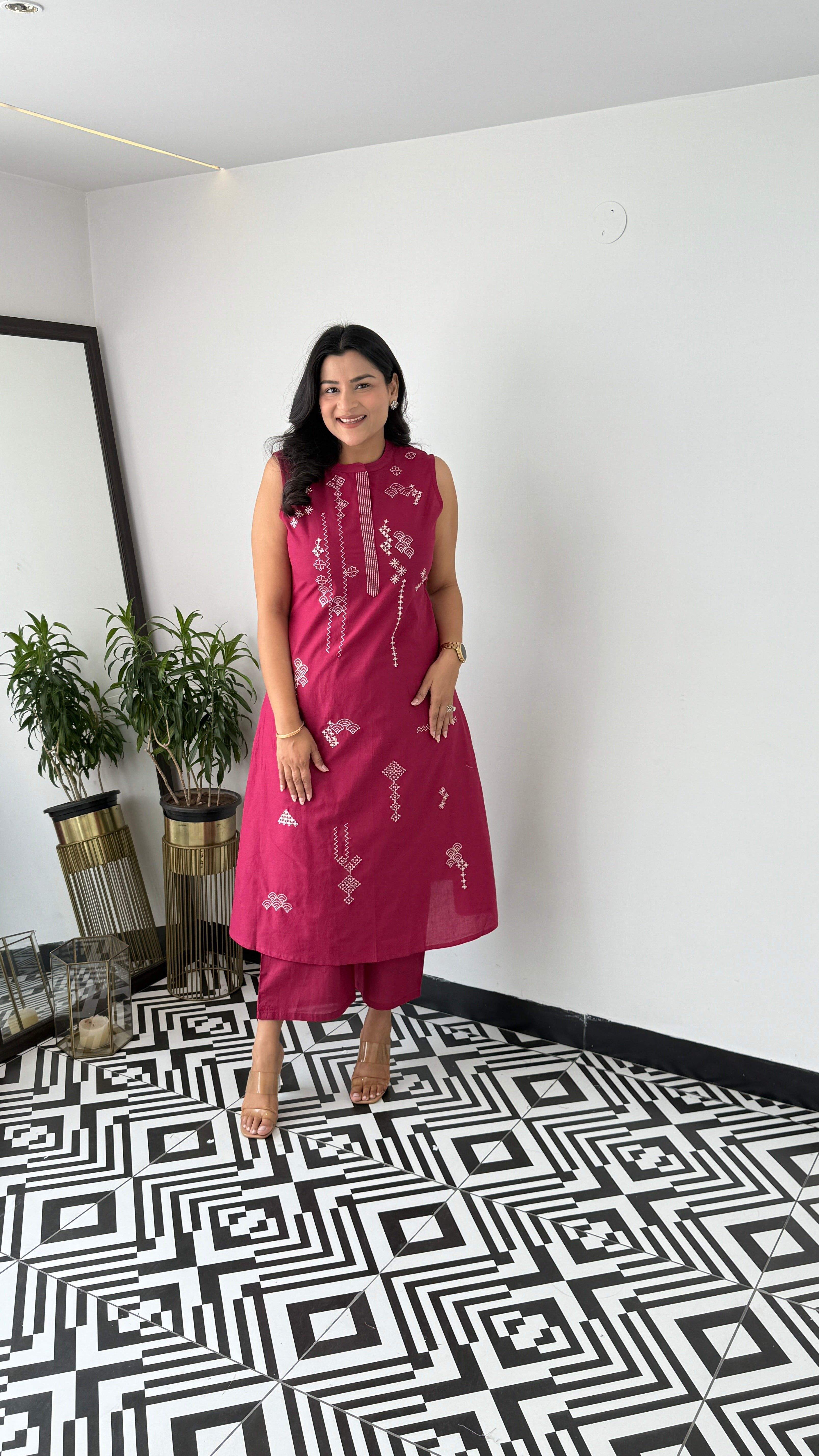 Sleeveless Pink Wifi Kurta Pants