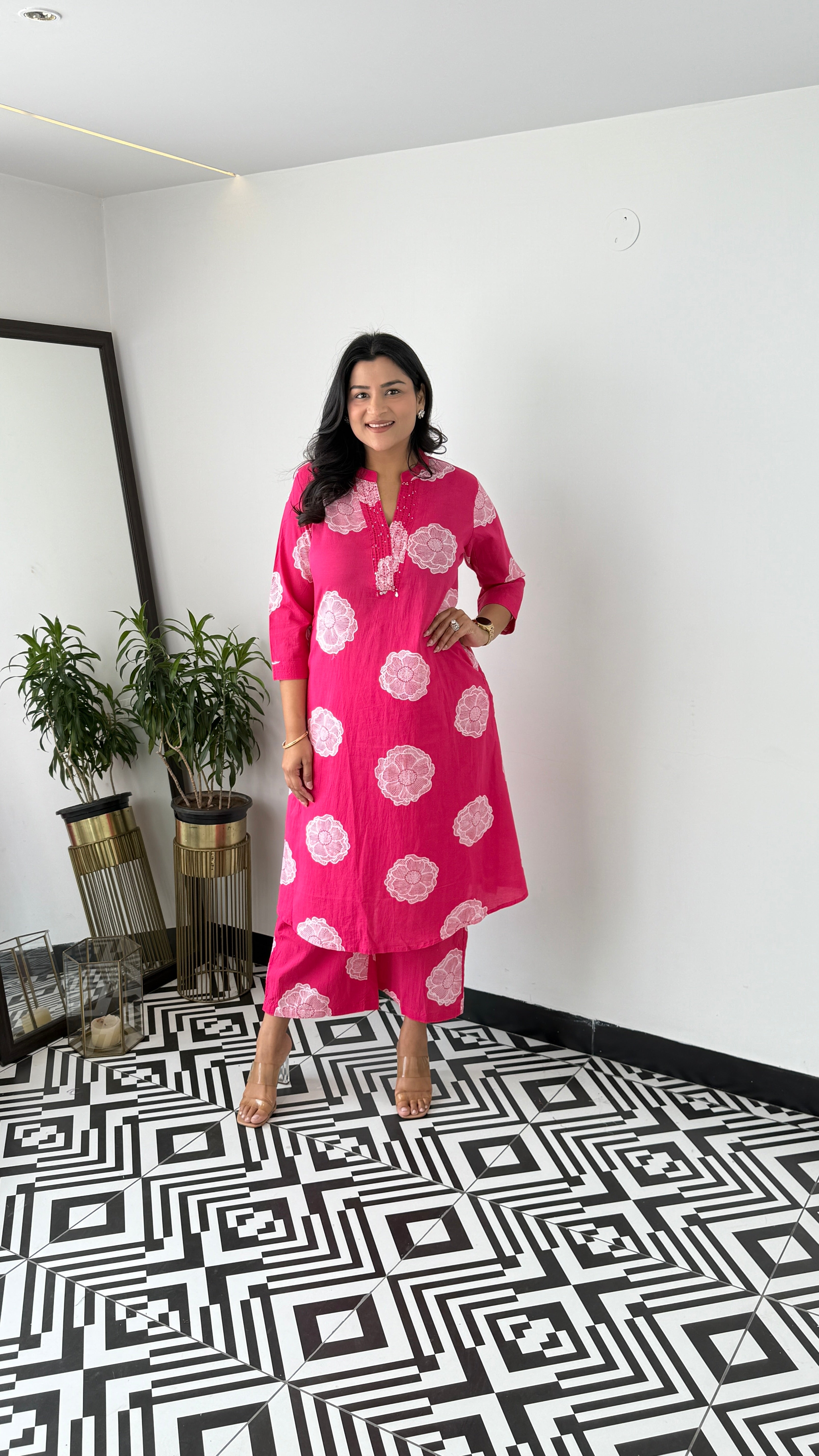 Charming Magenta Flower Kurta Pants