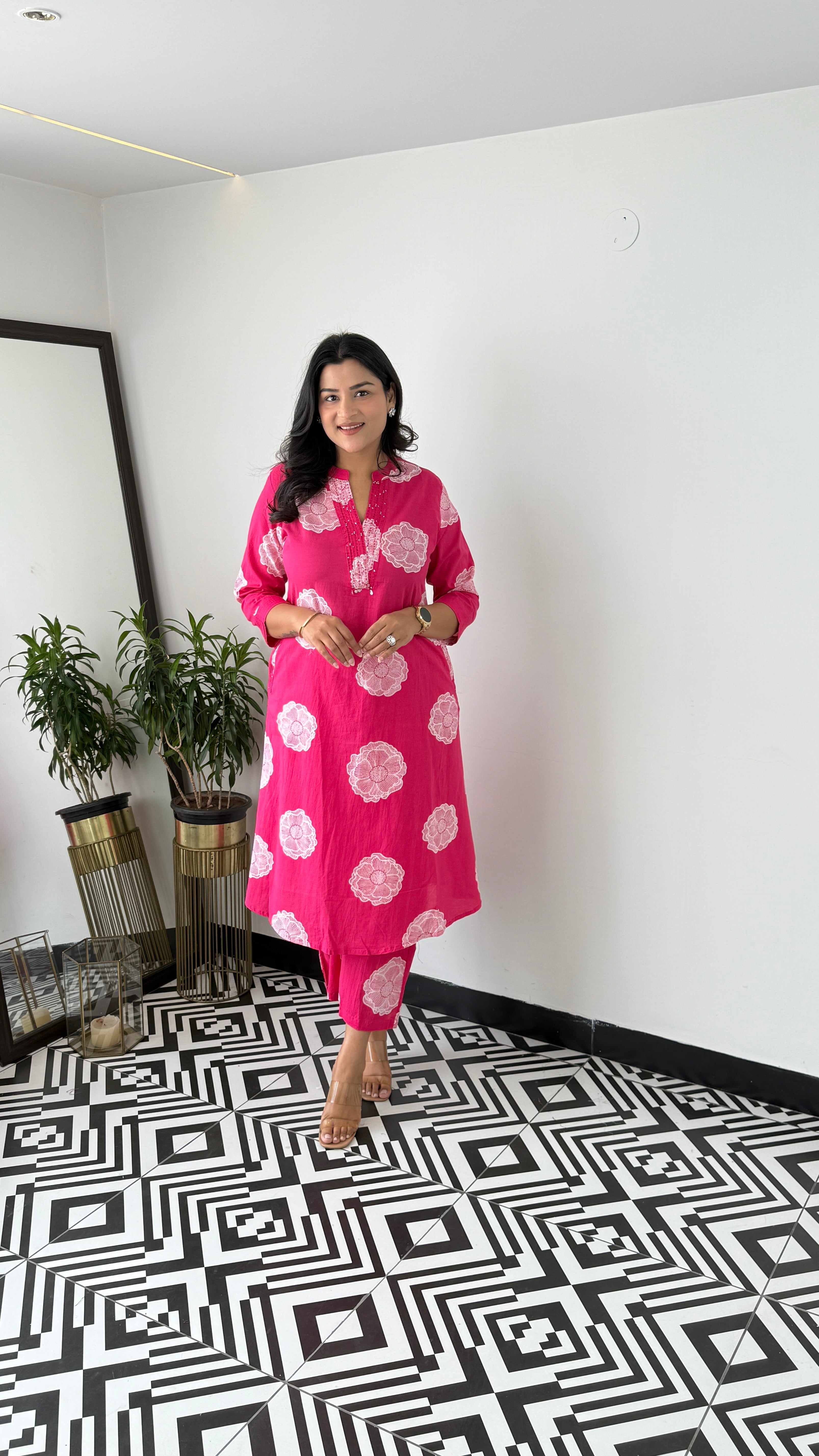 Charming Magenta Flower Kurta Pants