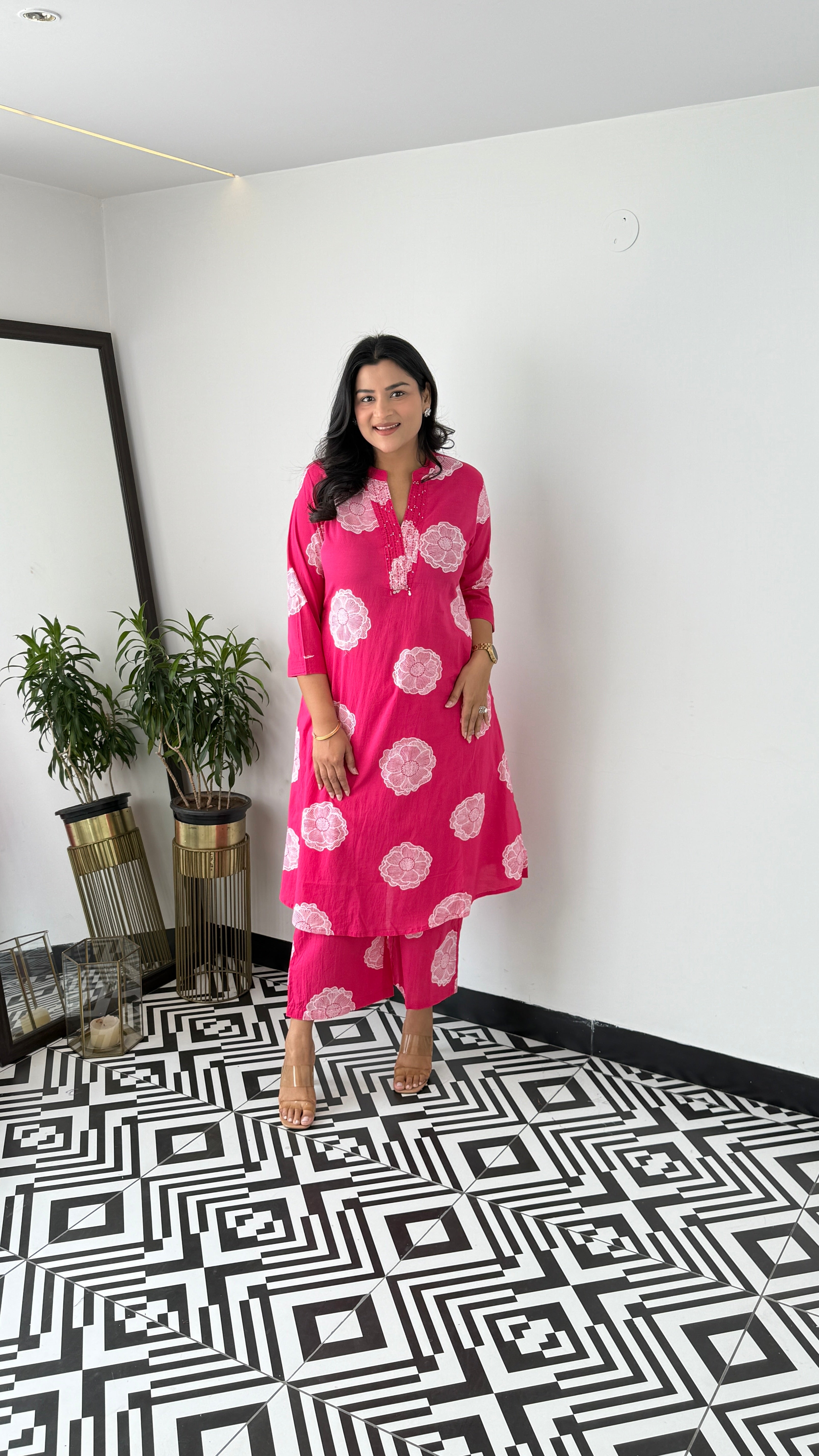Charming Magenta Flower Kurta Pants