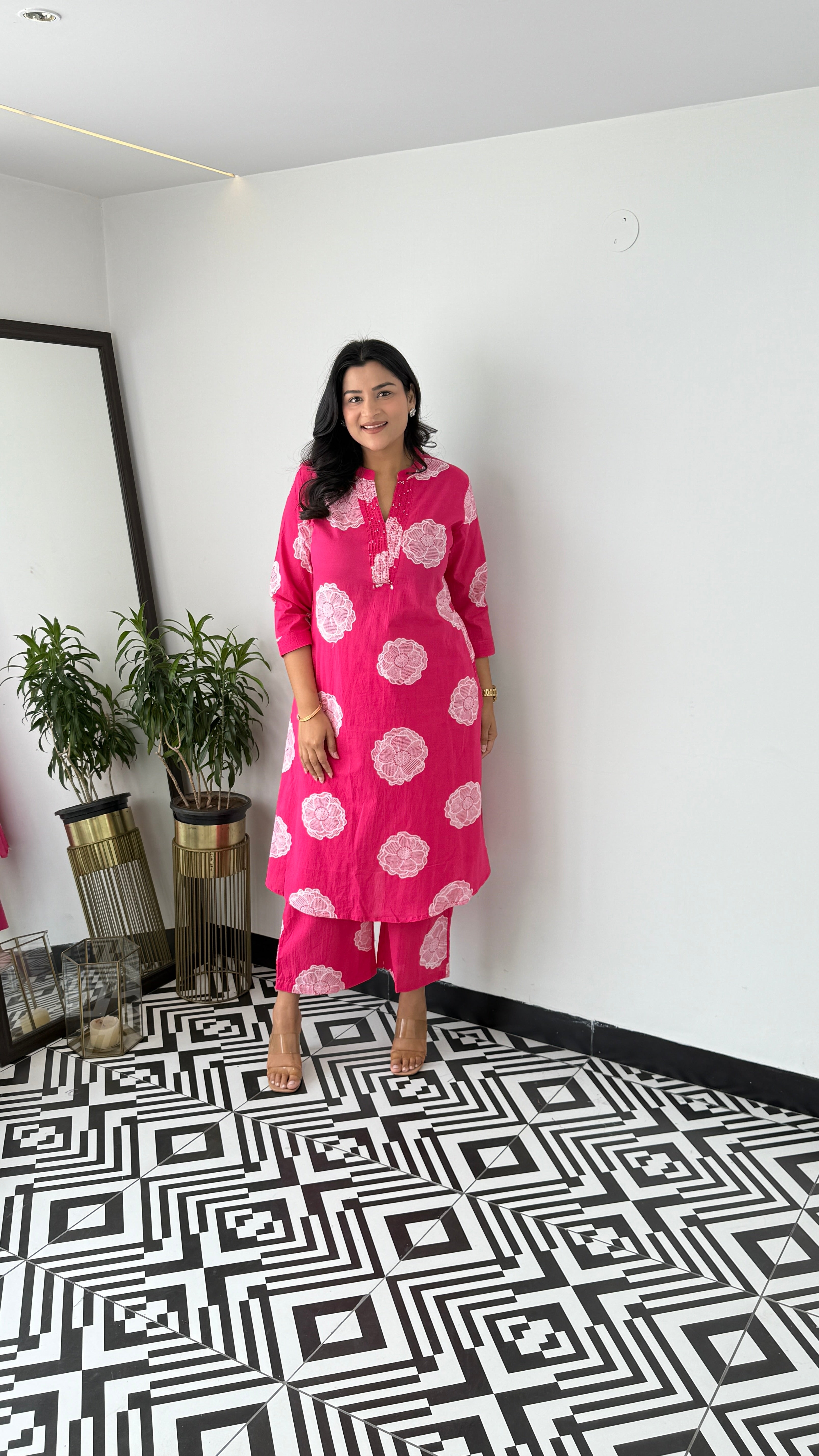 Charming Magenta Flower Kurta Pants
