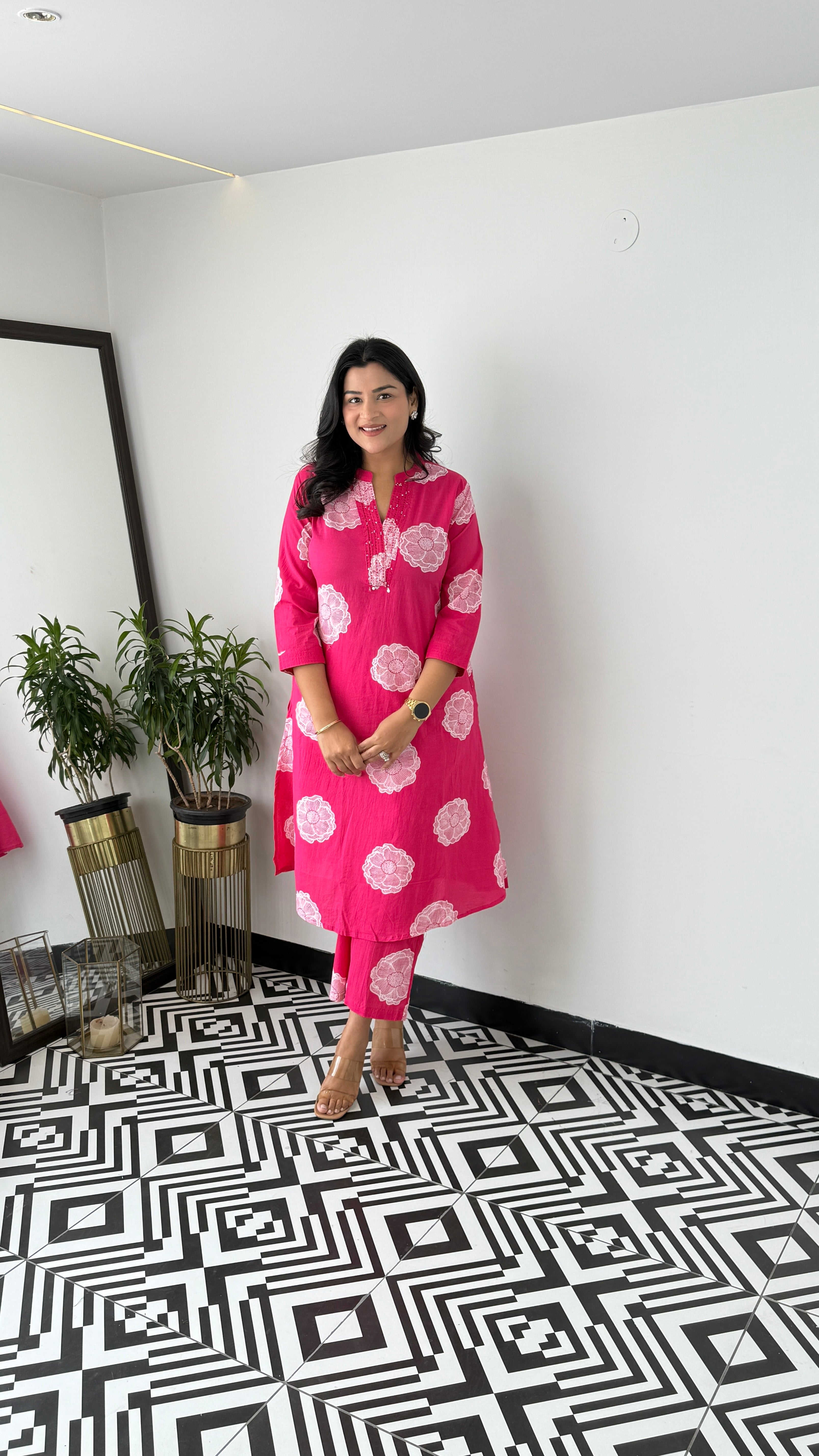 Charming Magenta Flower Kurta Pants