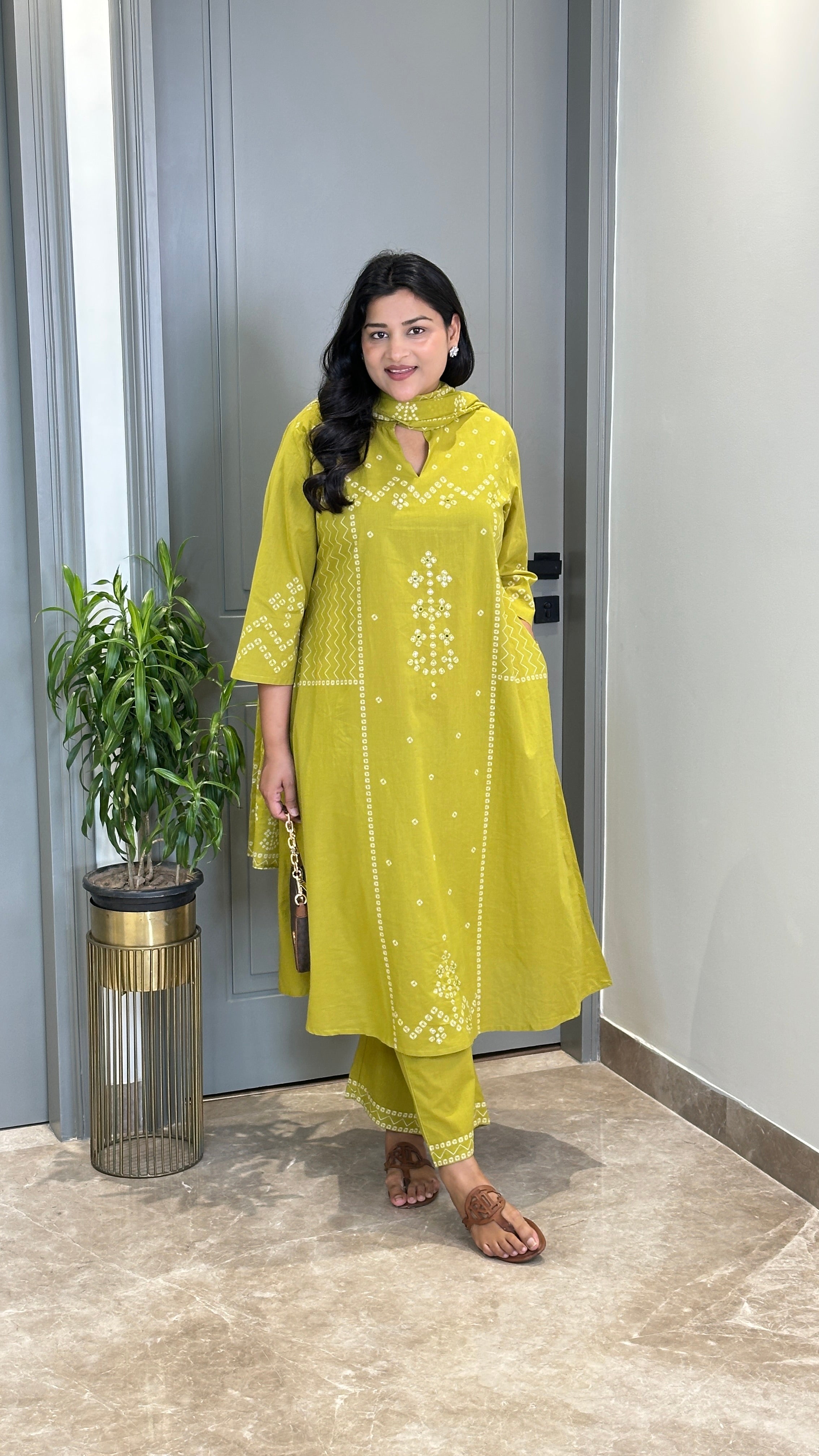 Bandhej Green Square Suit Set