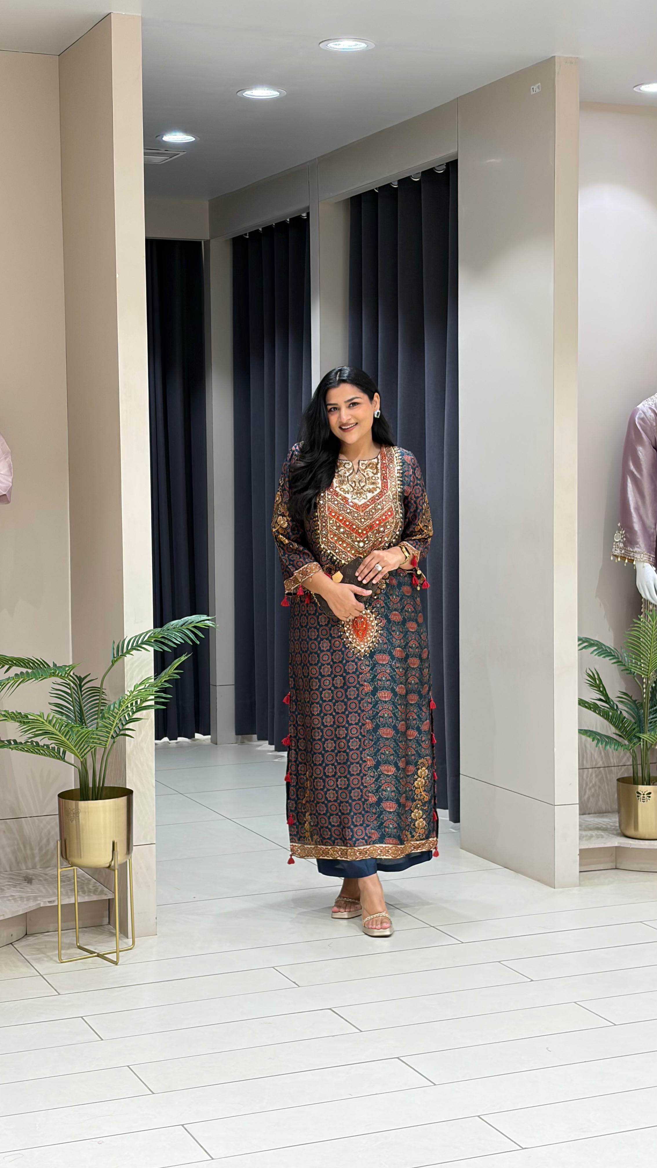 Black and Grey Silk Firan shrisa.in