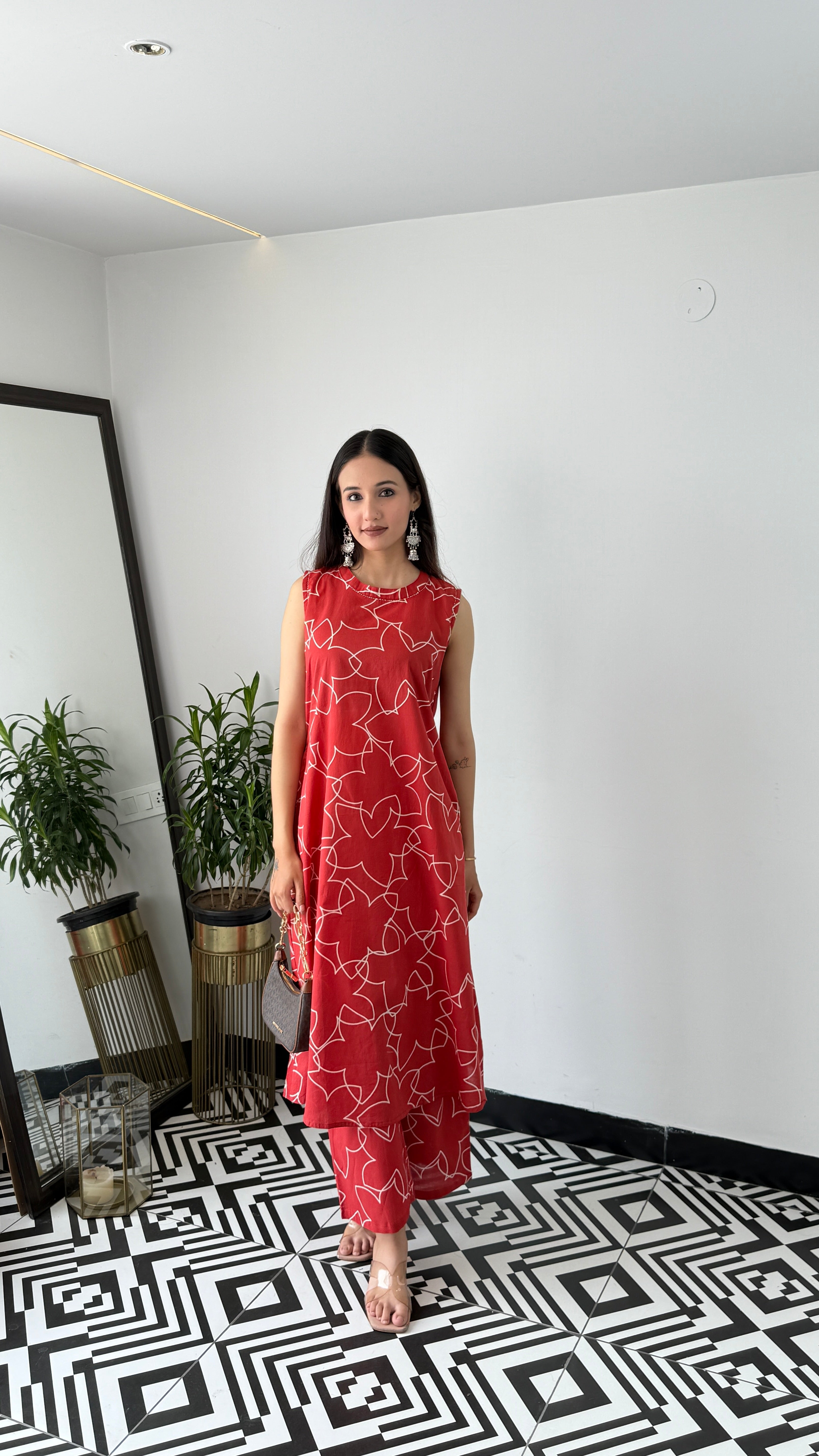 Star Rust Sleeveless Kurta Pants