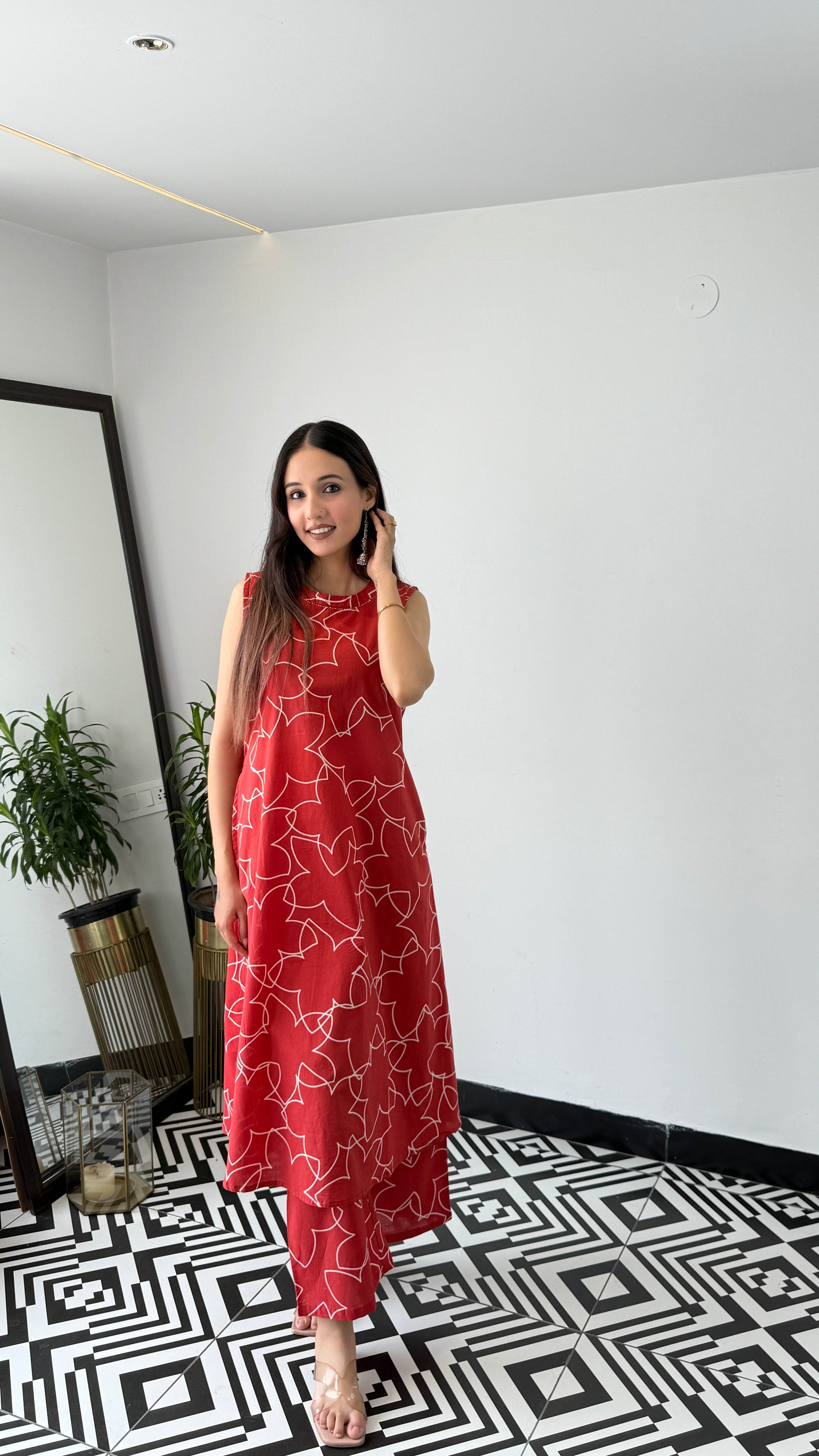 Star Rust Sleeveless Kurta Pants