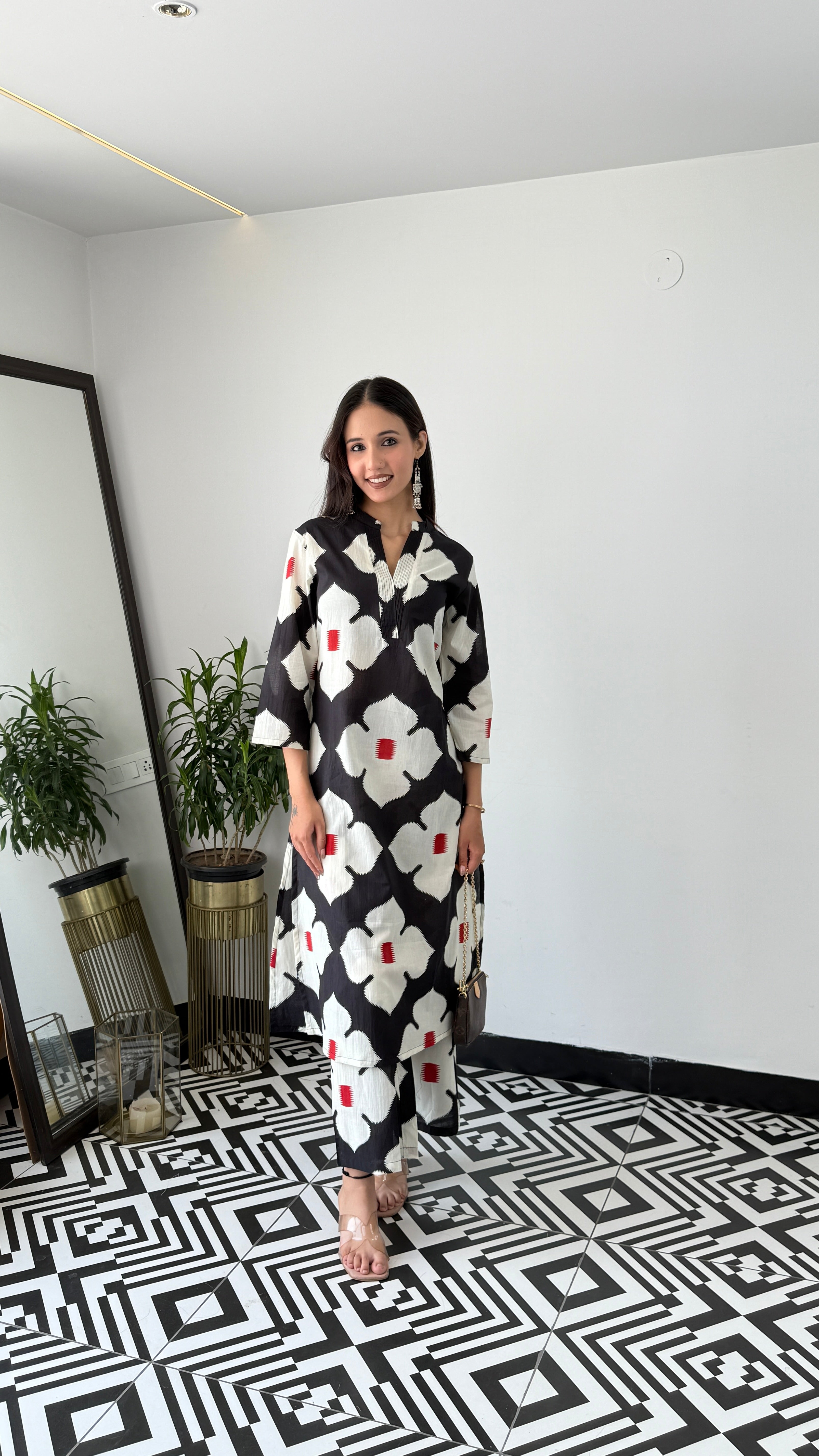 Aarna Black Kurta Pants