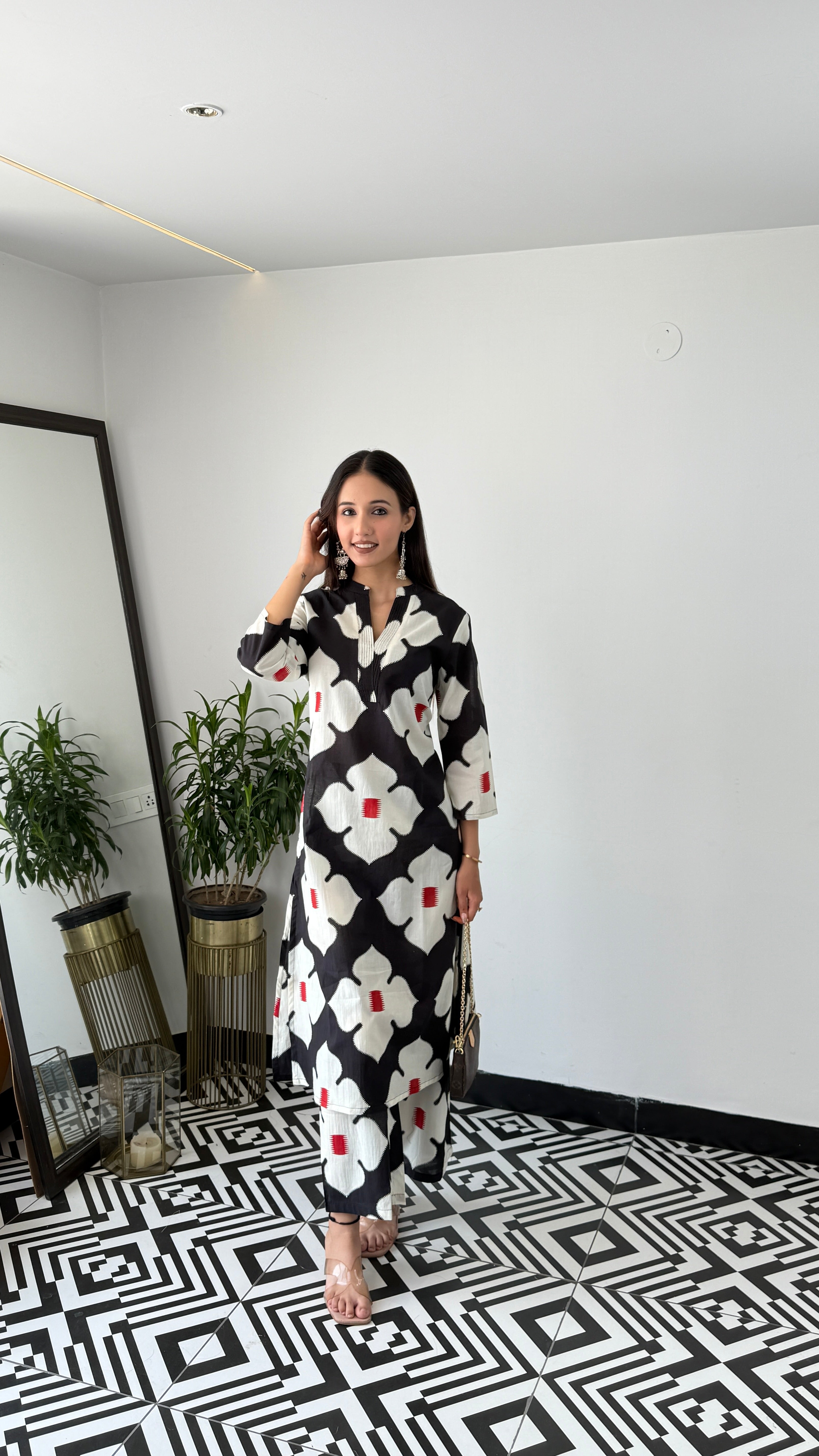 Aarna Black Kurta Pants