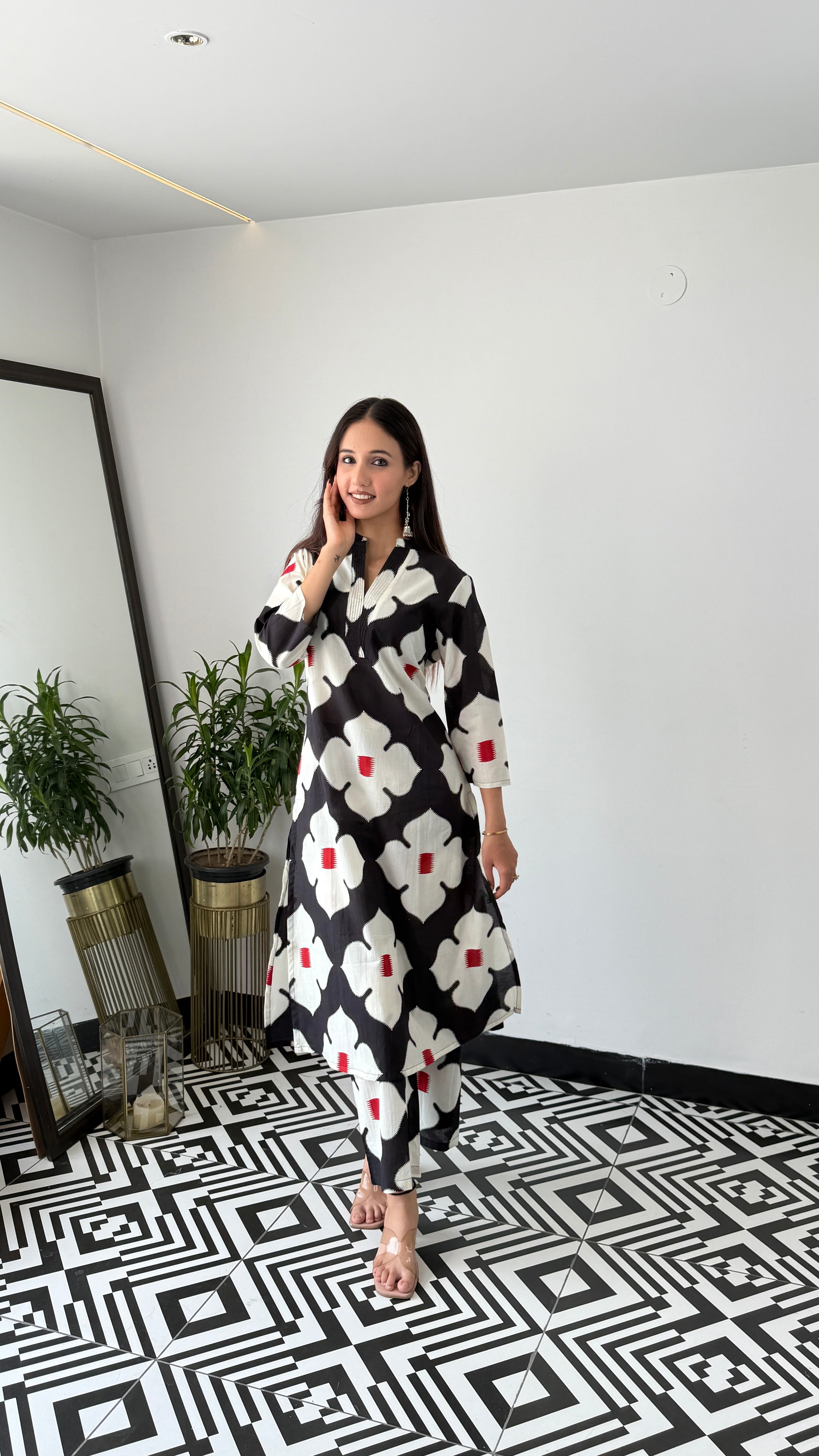 Aarna Black Kurta Pants