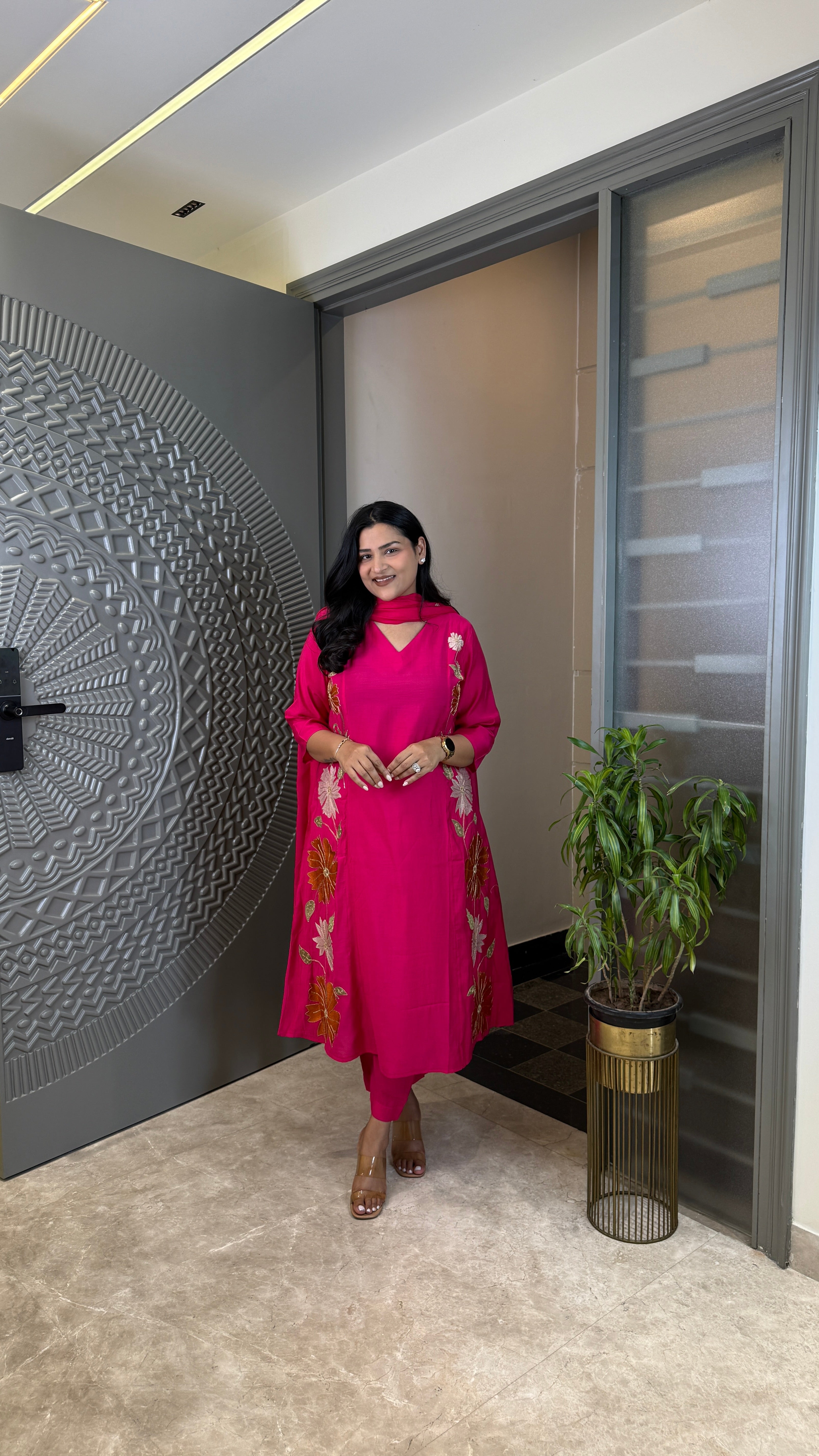 Rozi Pink Suit Set shrisa.in
