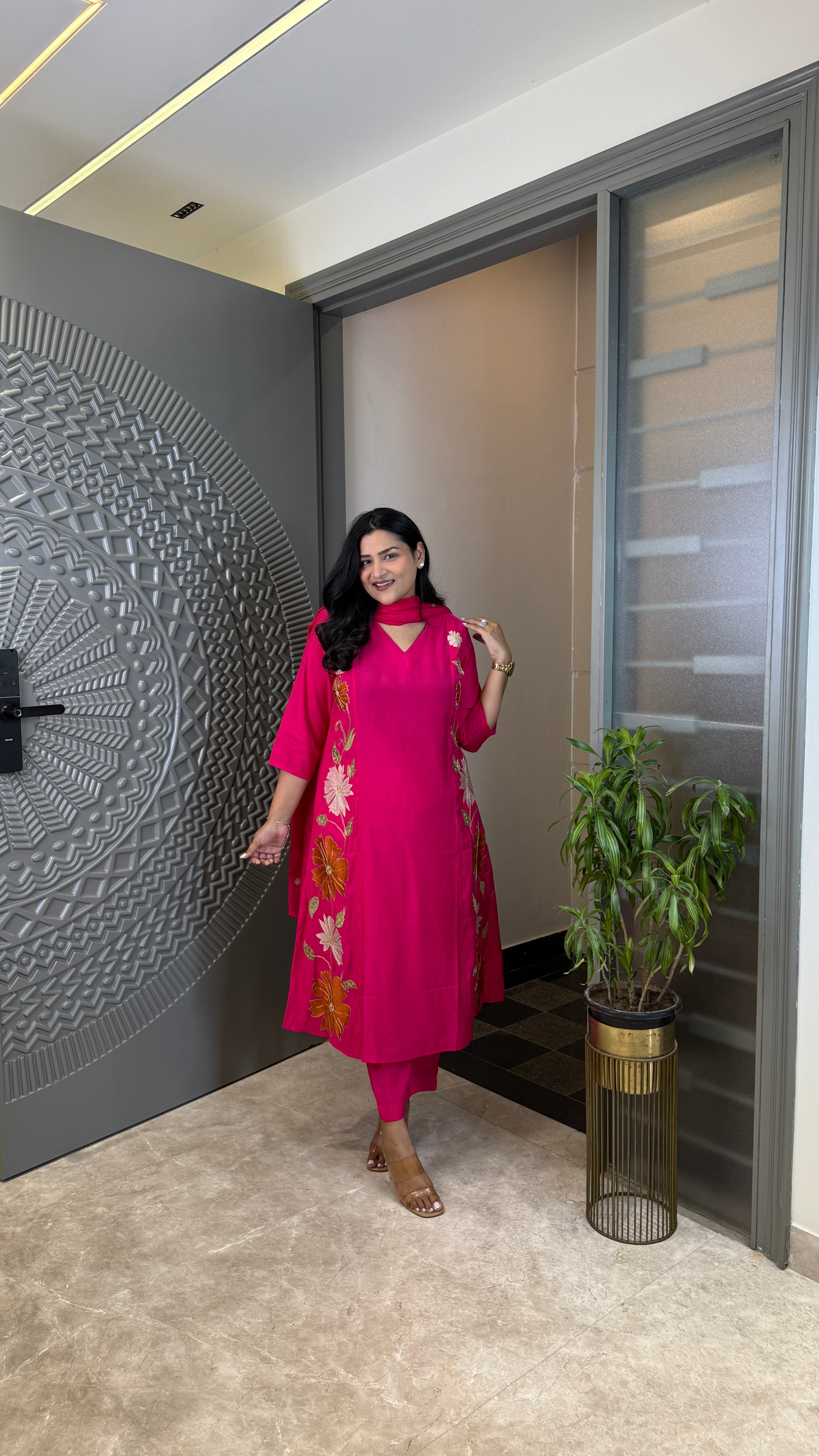 Rozi Pink Suit Set shrisa.in