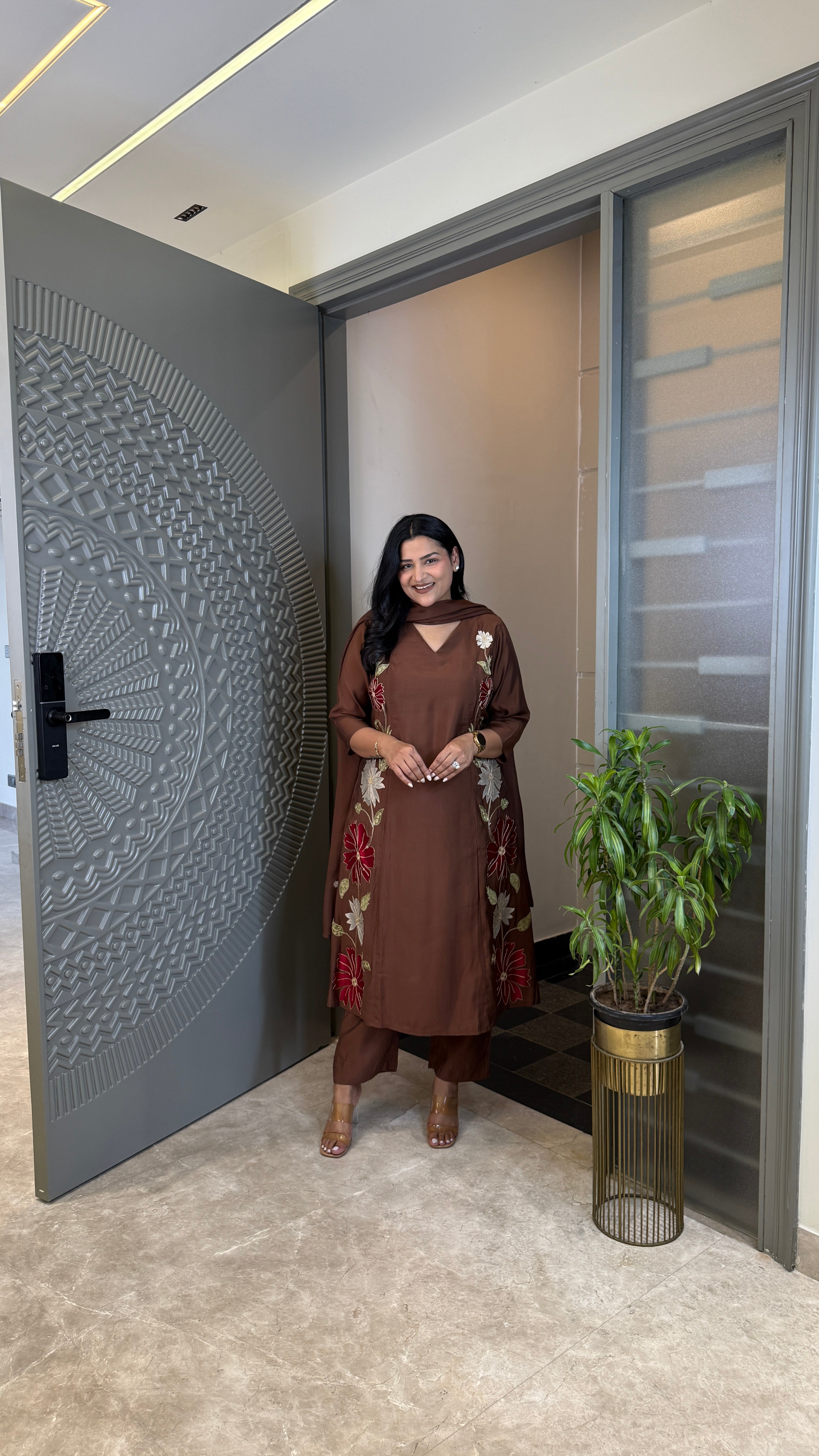 Rozi Brown Suit  Set shrisa.in