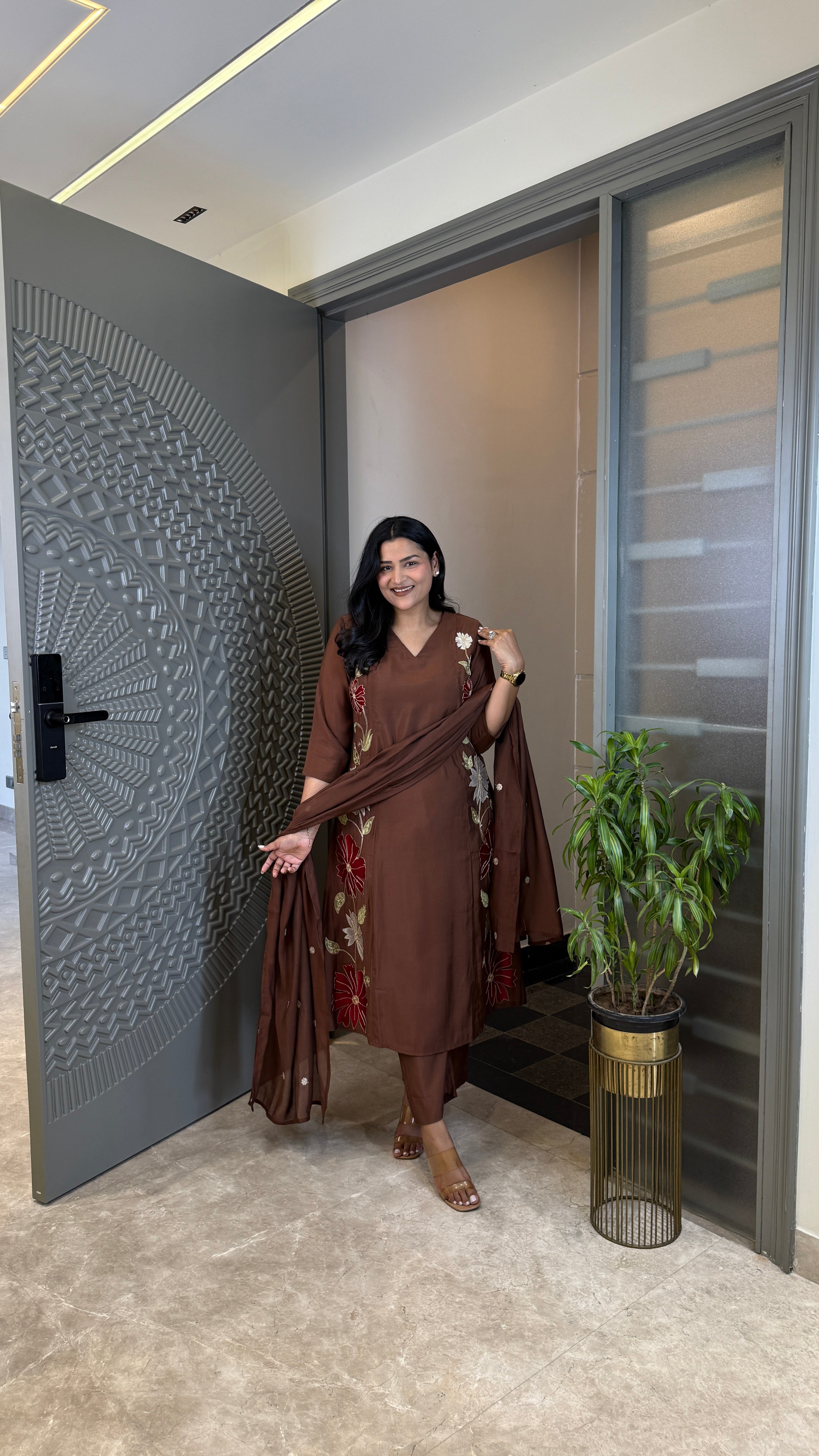 Rozi Brown Suit  Set shrisa.in