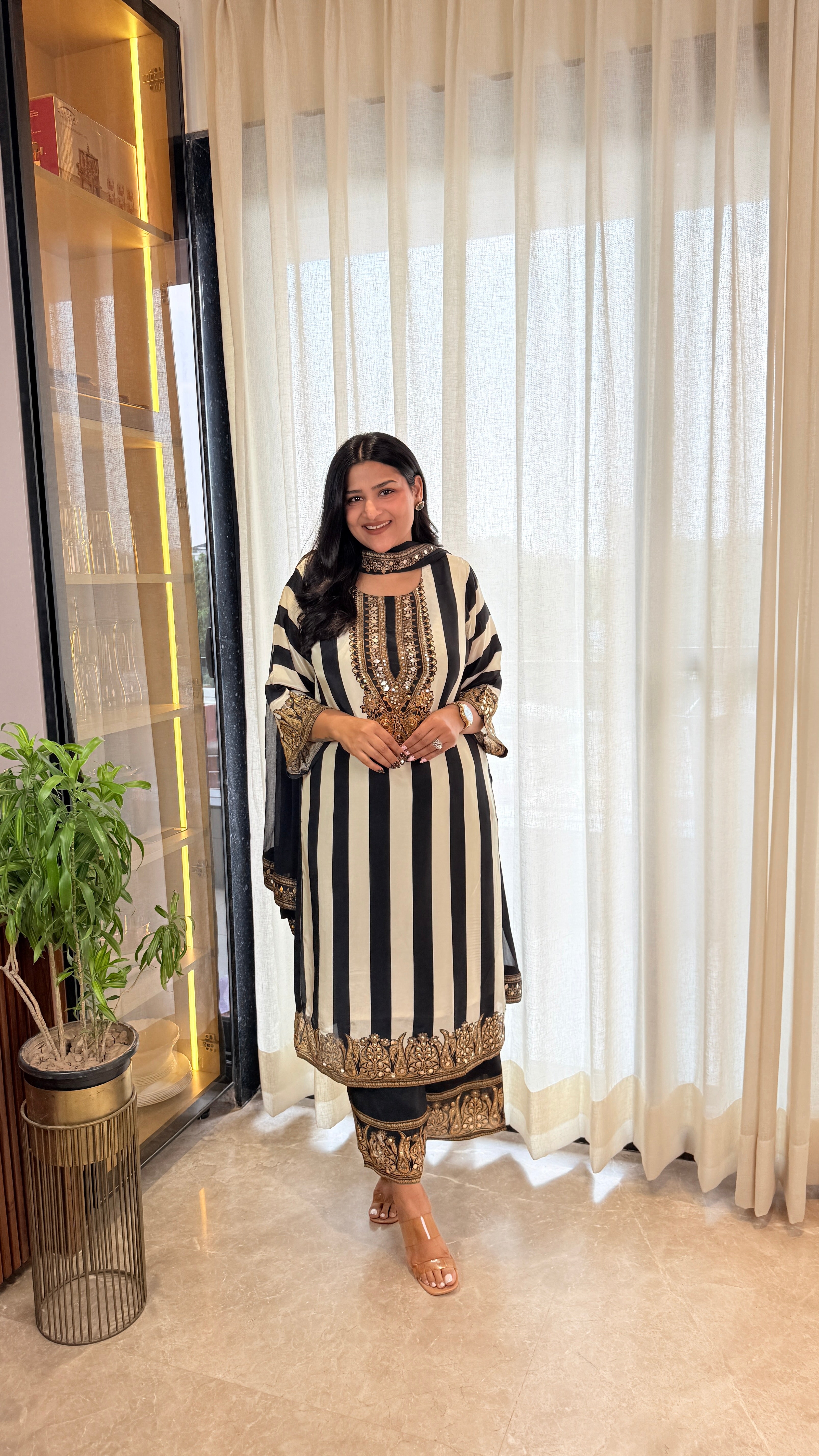 Black and White Crepe Suit Set shrisa.in
