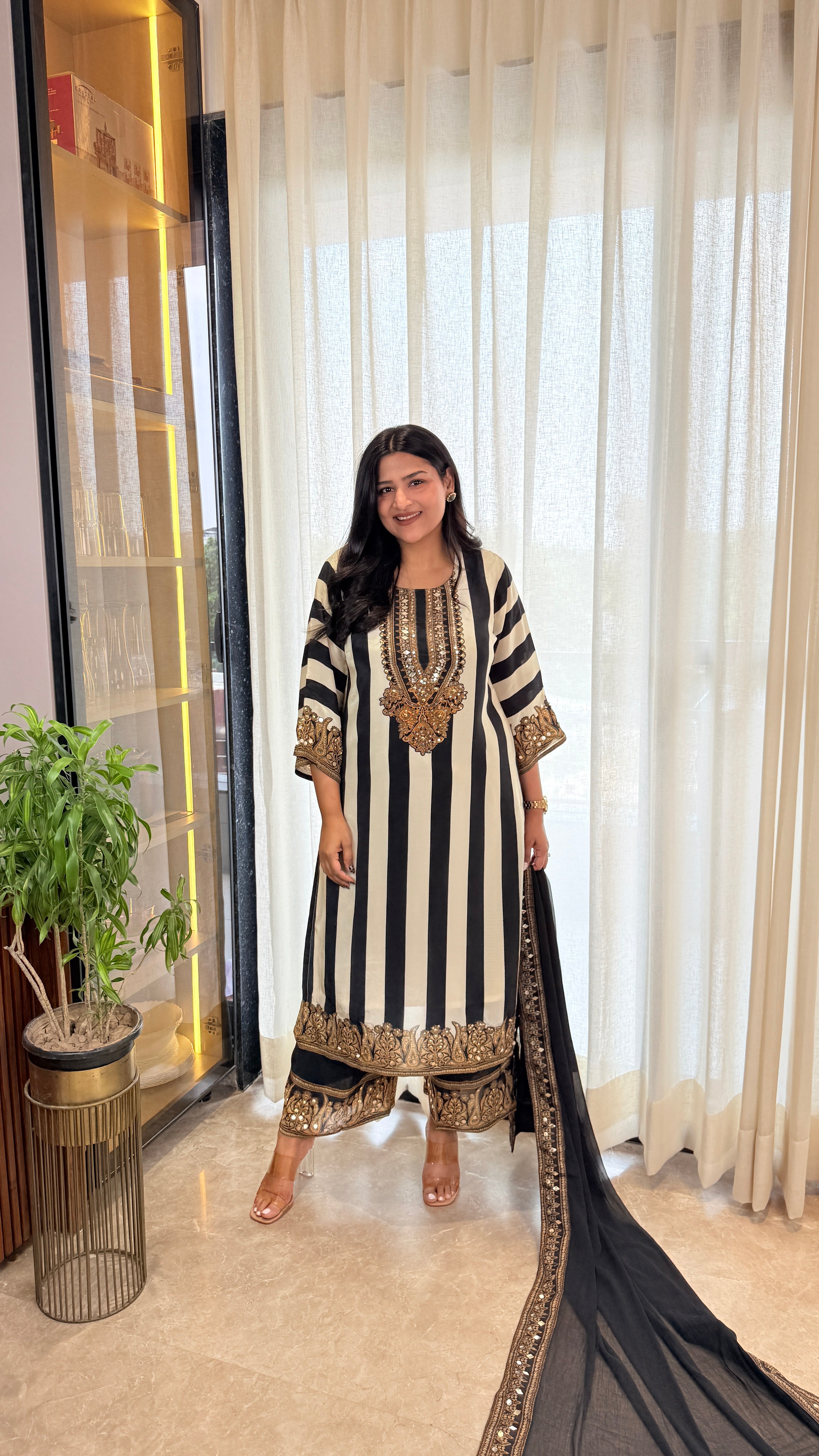 Black and White Crepe Suit Set shrisa.in