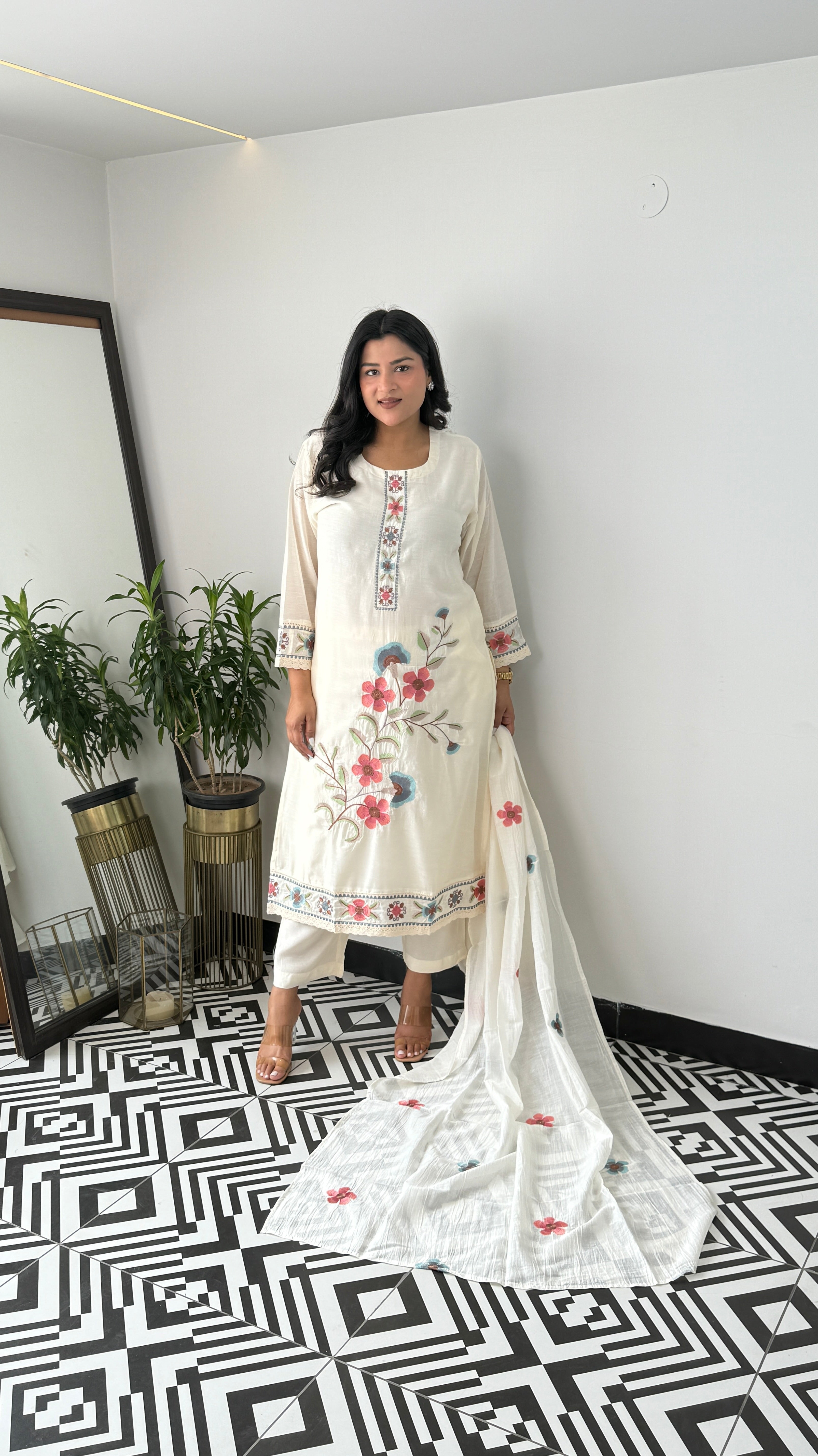 Ivory Mul Crosstich Suit Set