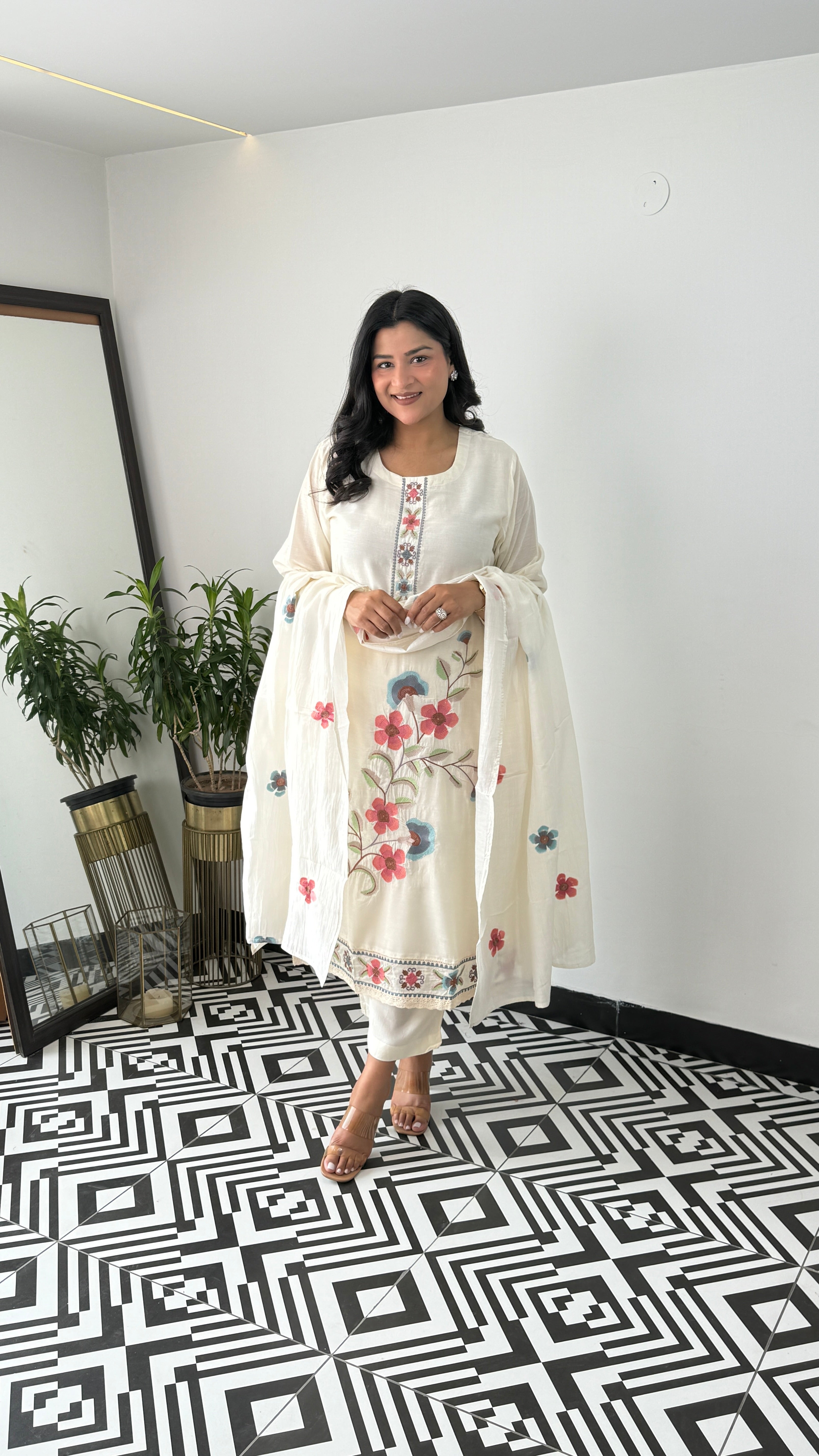 Ivory Mul Crosstich Suit Set