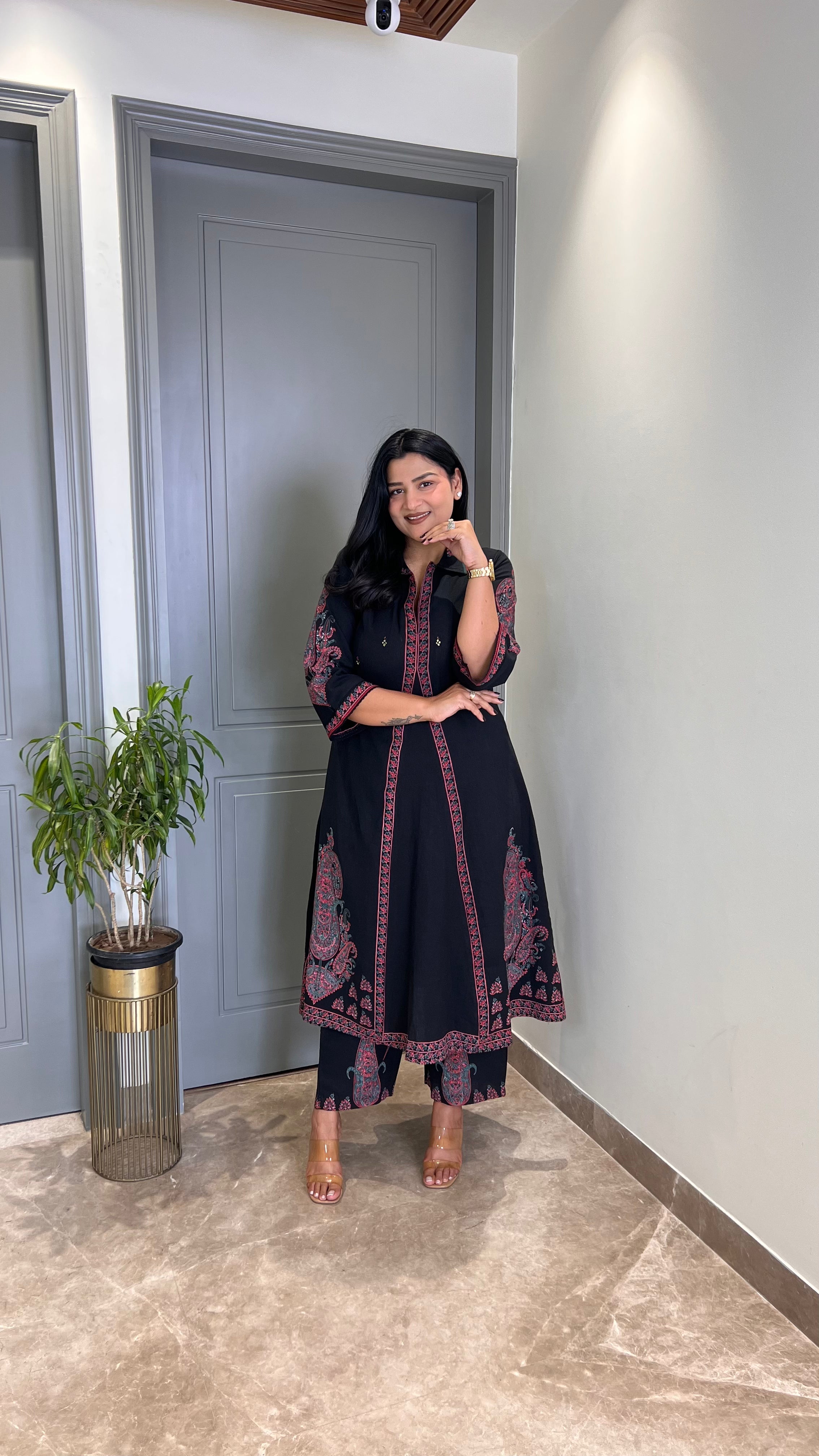 Black Collar kurta Pants shrisa.in