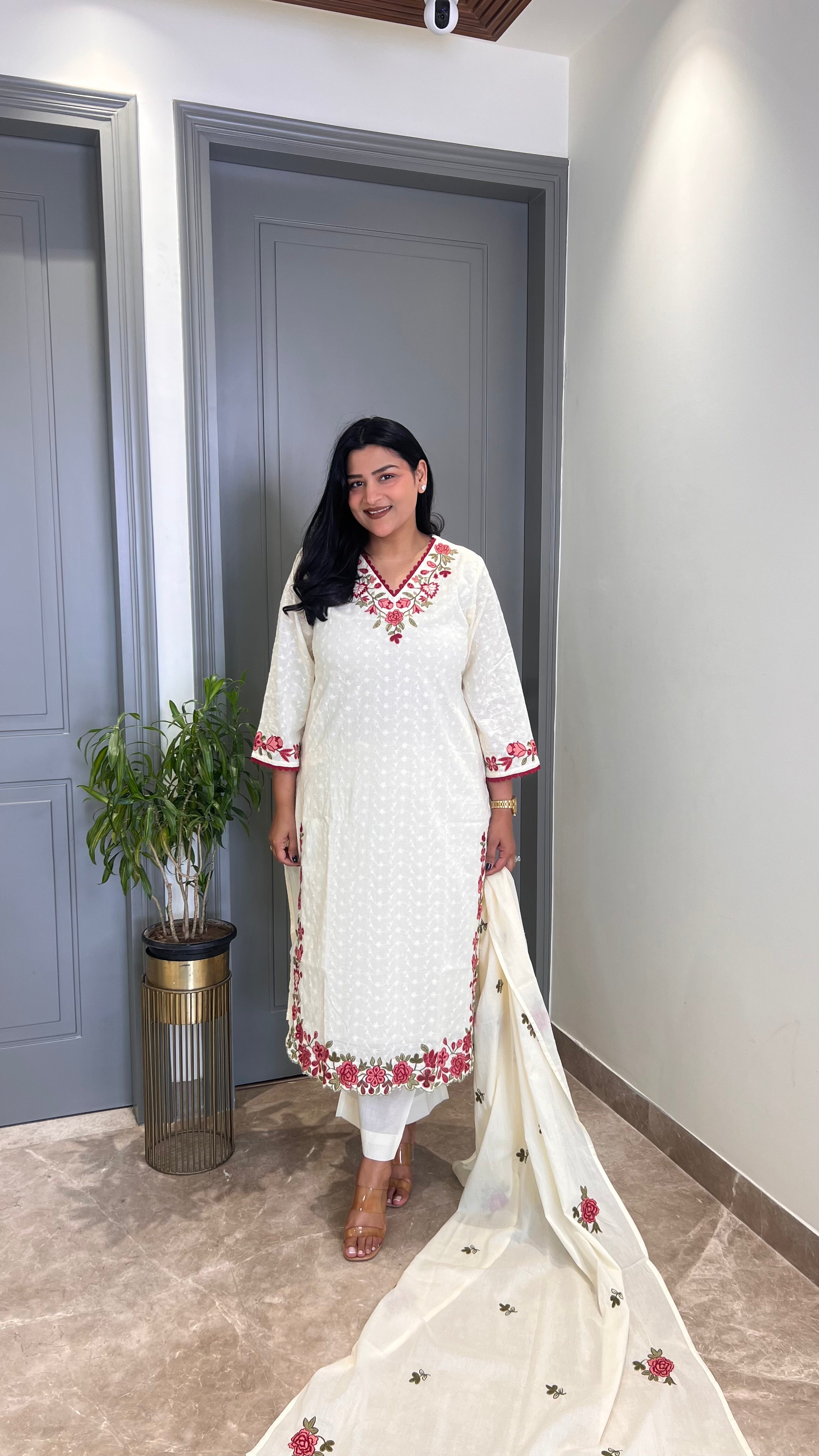 ⁠White Premium Cotton Suit Set shrisa.in