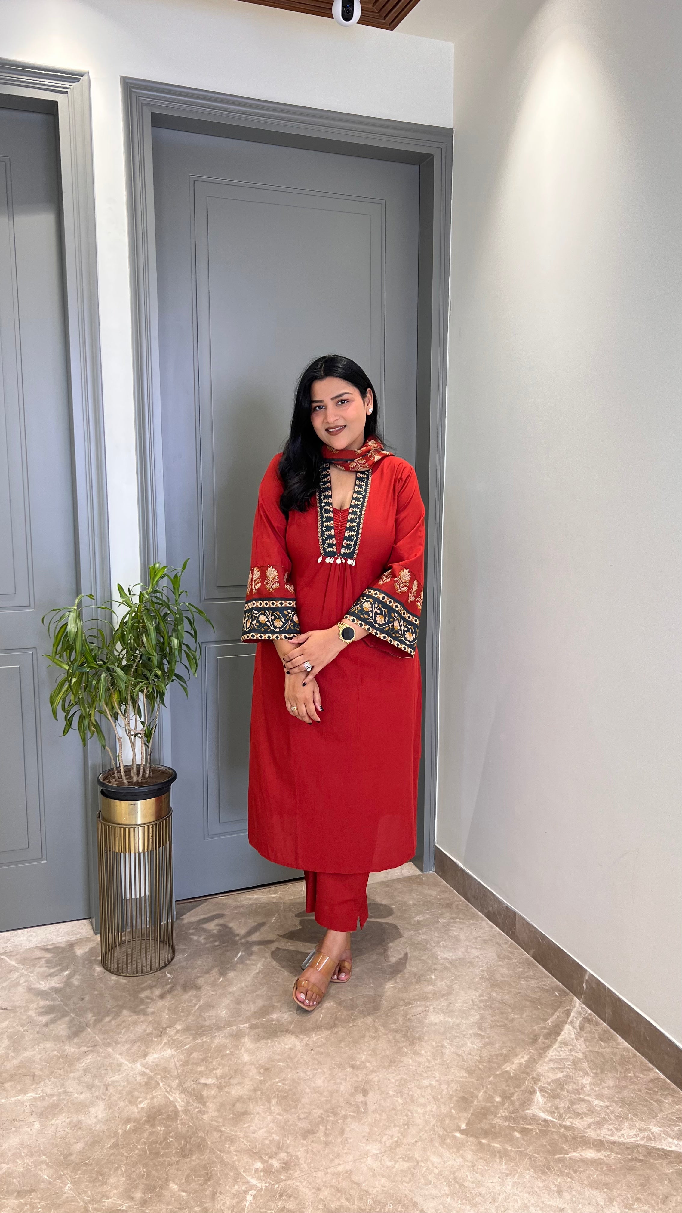 Deep ⁠Maroon Suit Set shrisa.in