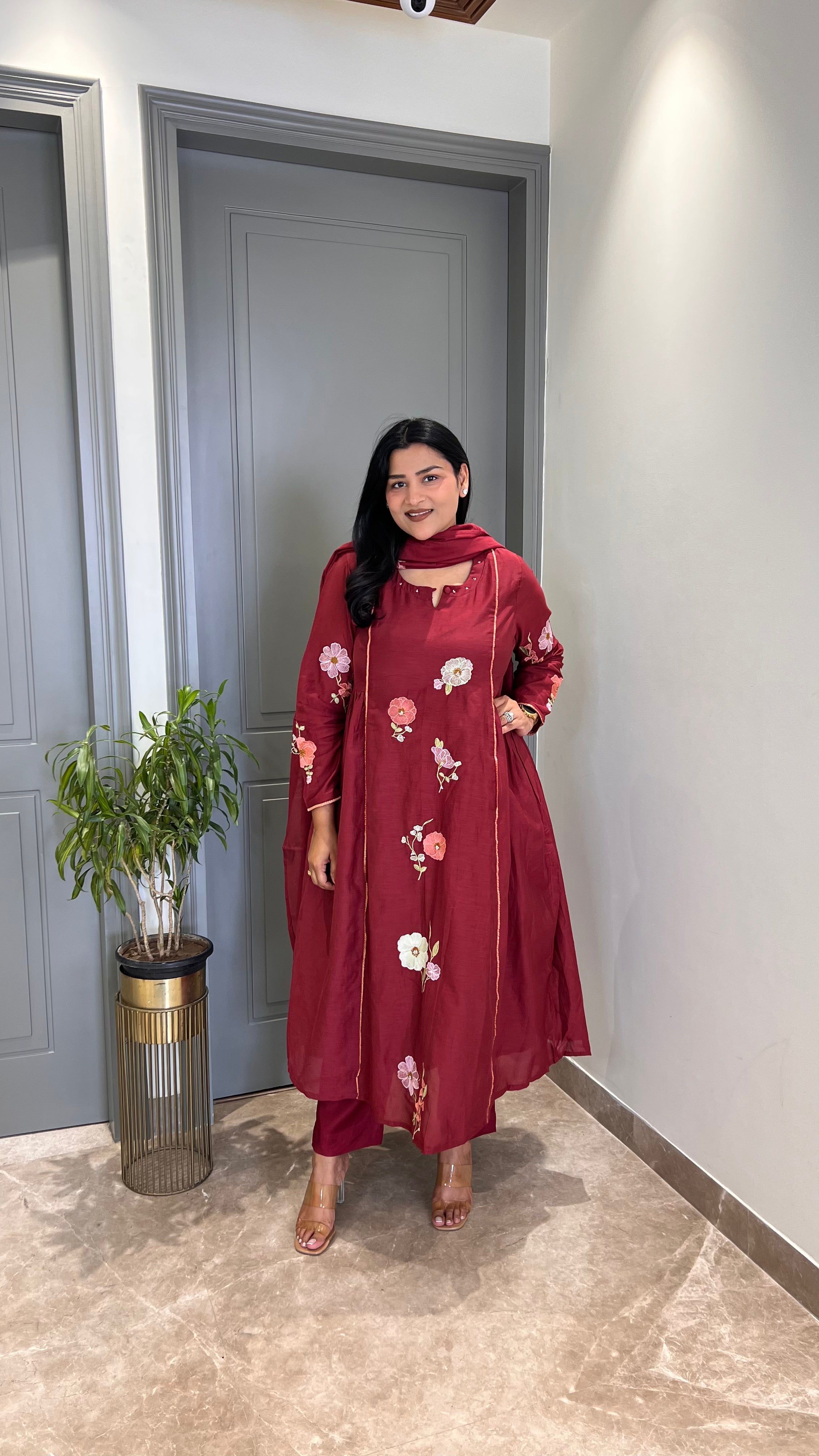 ⁠Cherry Flower Motif Premium Suit shrisa.in