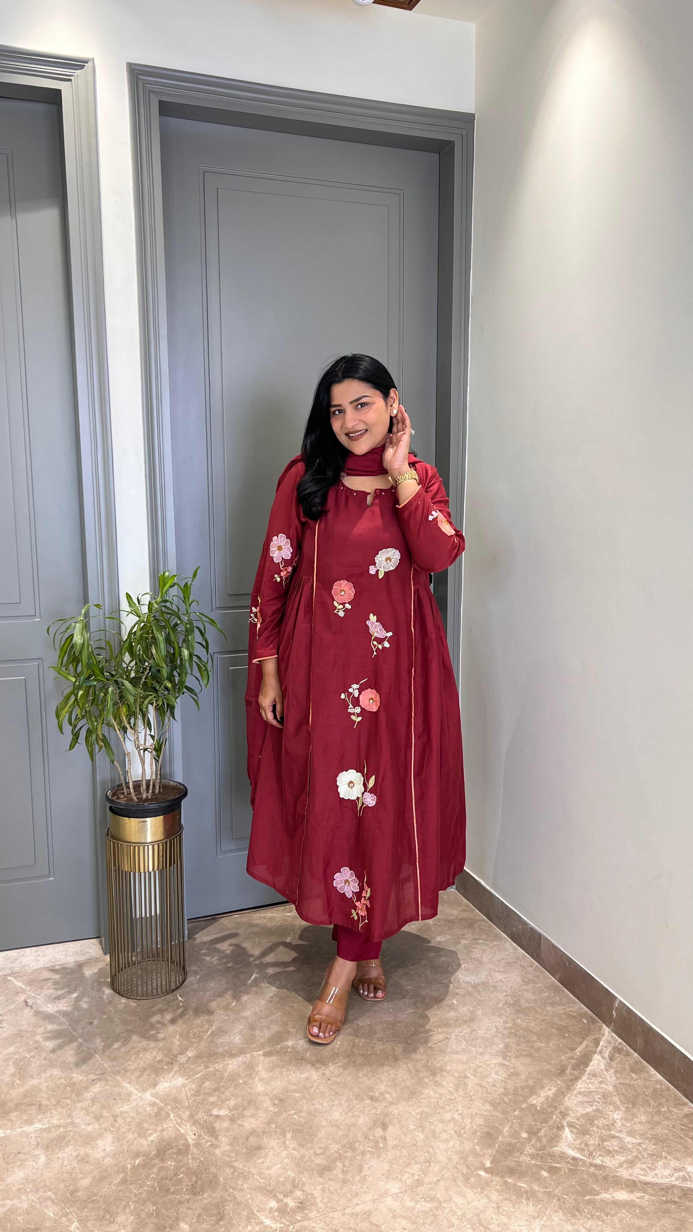 ⁠Cherry Flower Motif Premium Suit shrisa.in