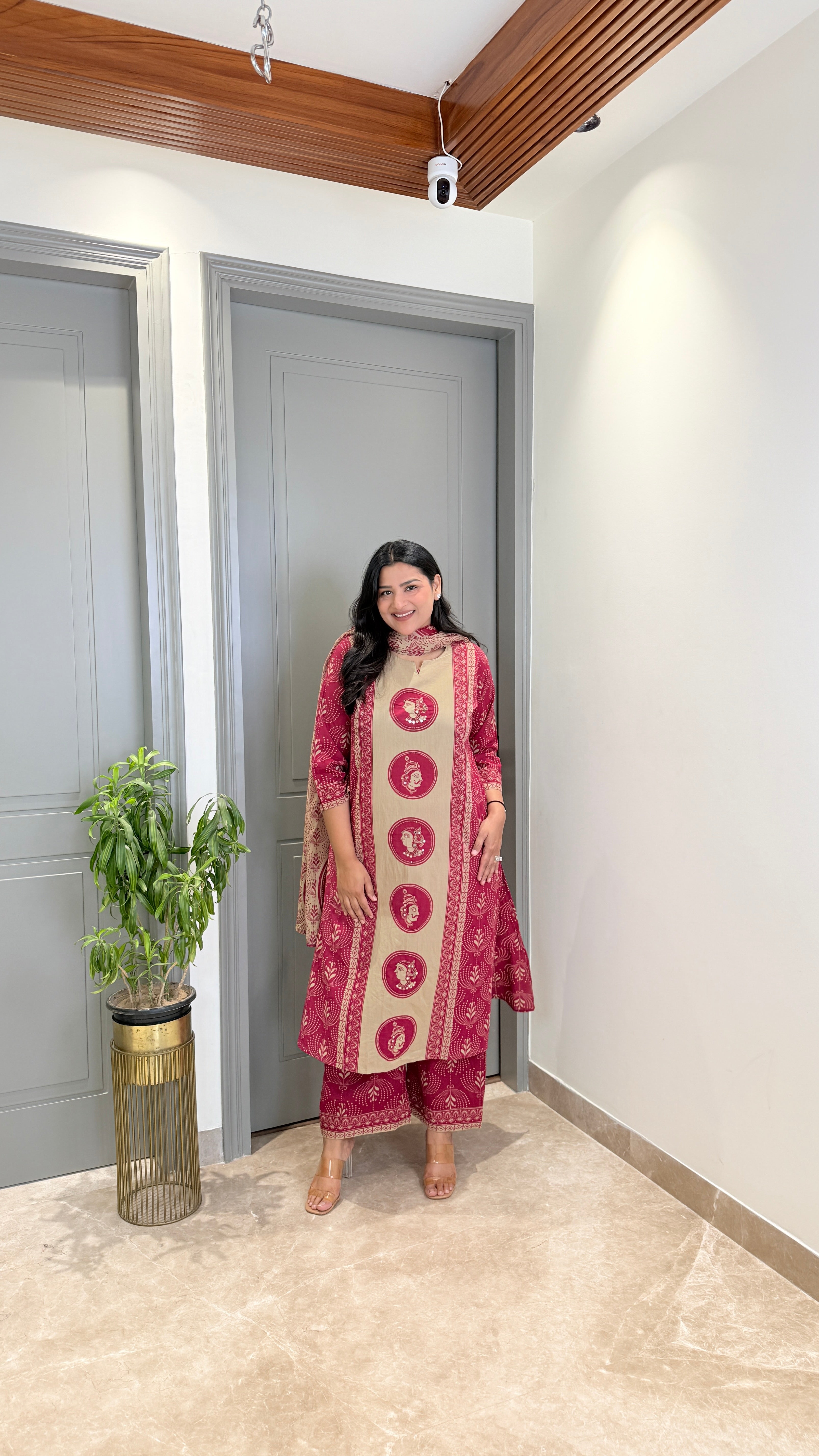 Pink Queen Pure Cotton Suit Set shrisa.in