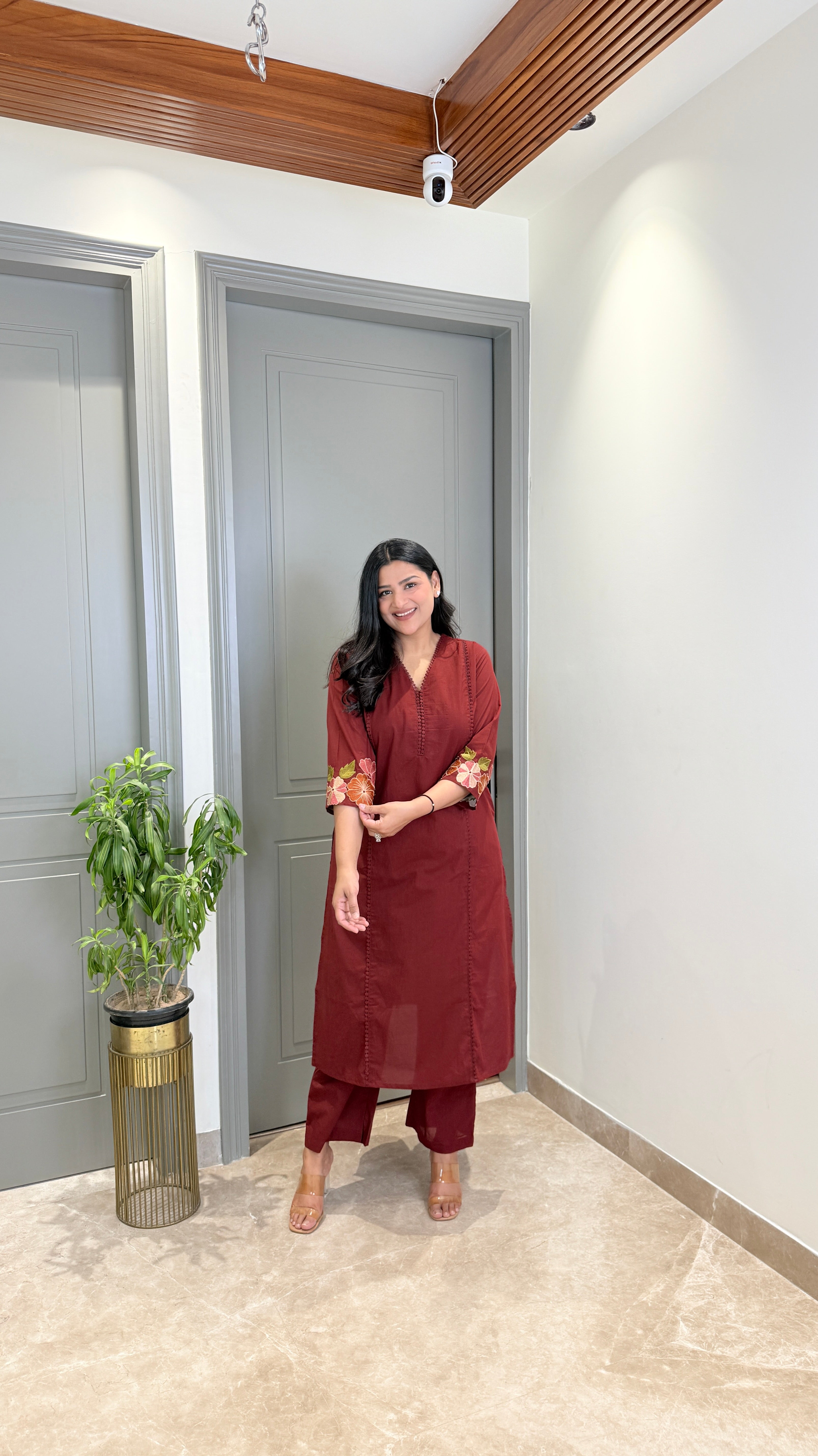 Maroon Anarkali Embroidery Suit Set shrisa.in