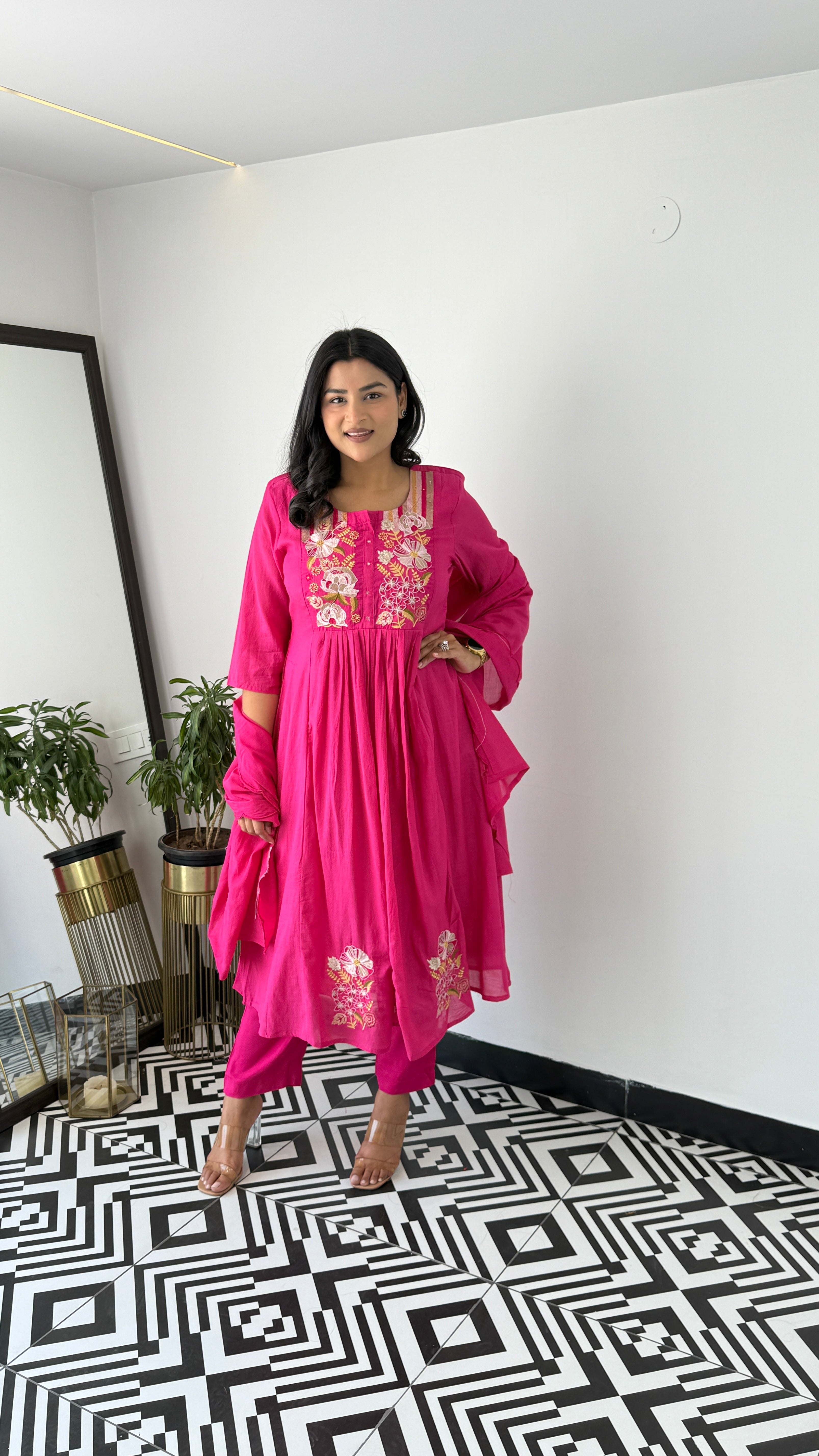 Pink Threaded Mul Suit Set